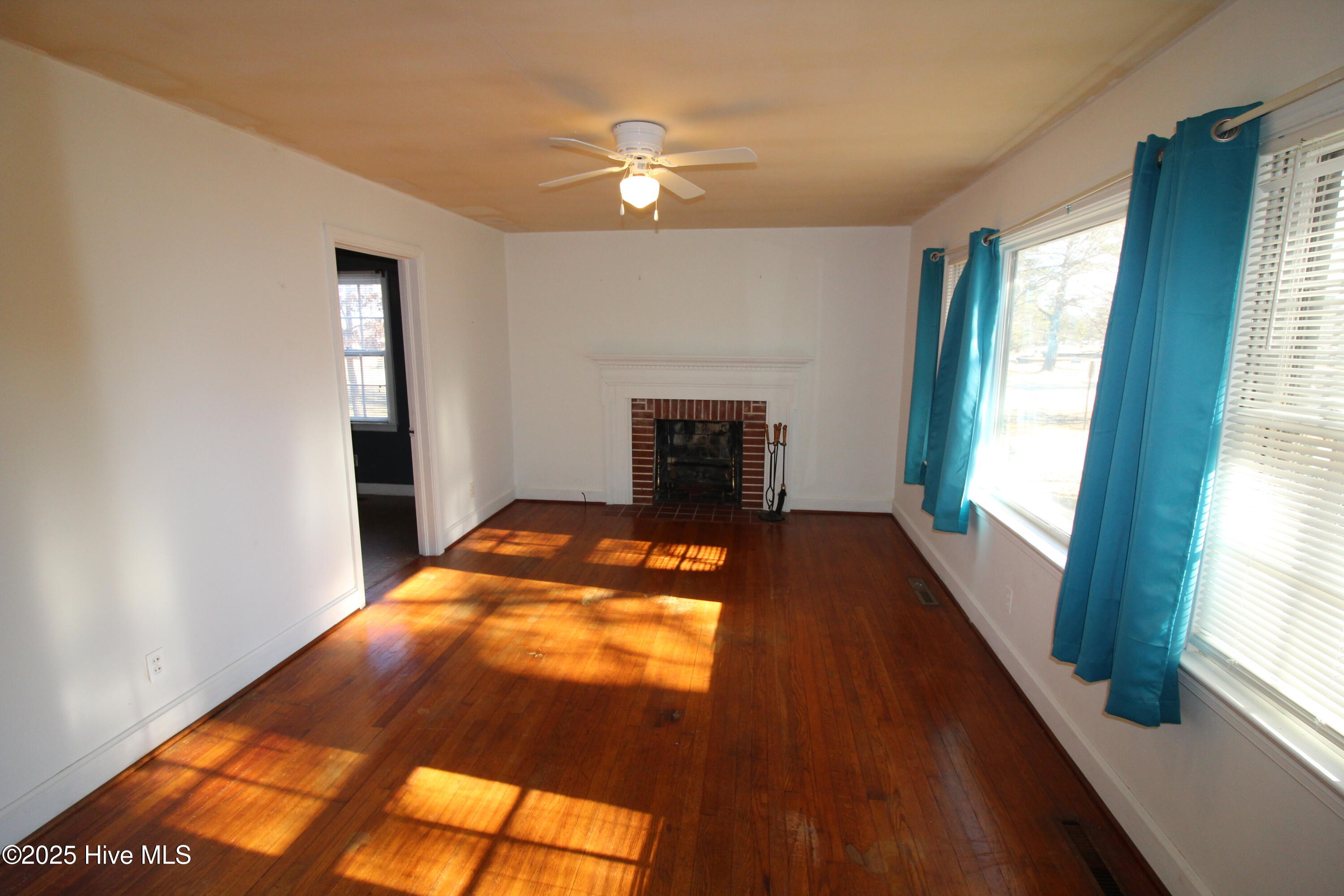 209 Barnes Street Property Photo 7