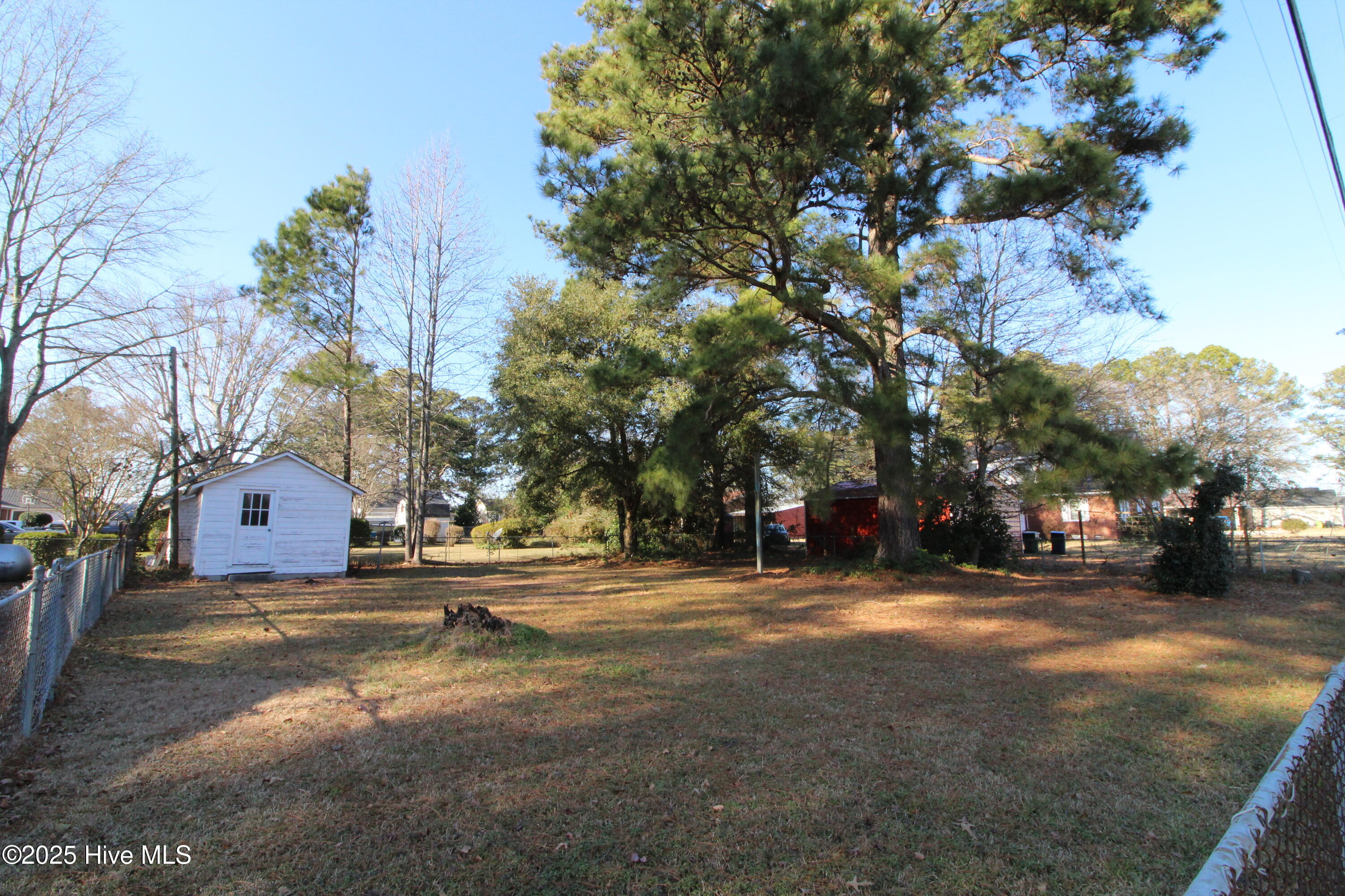 209 Barnes Street Property Photo 10