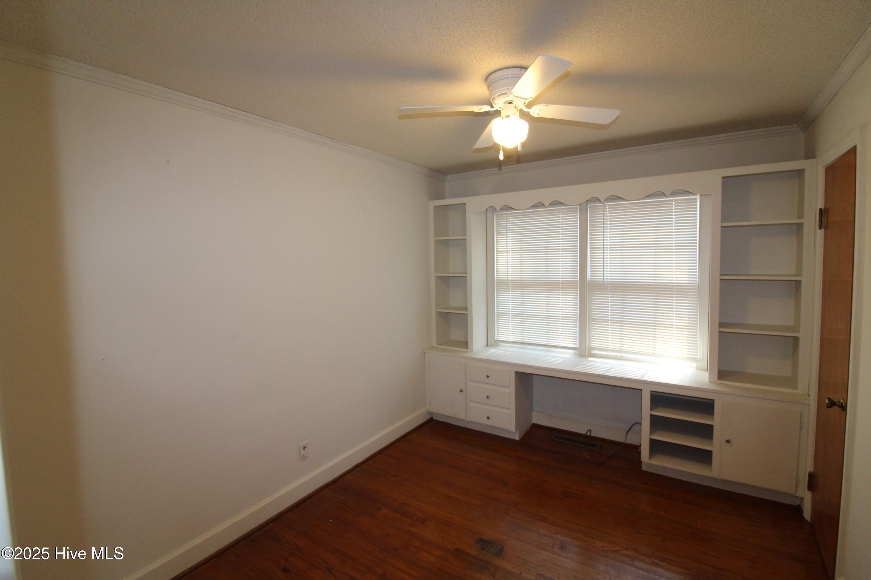 209 Barnes Street Property Photo 12