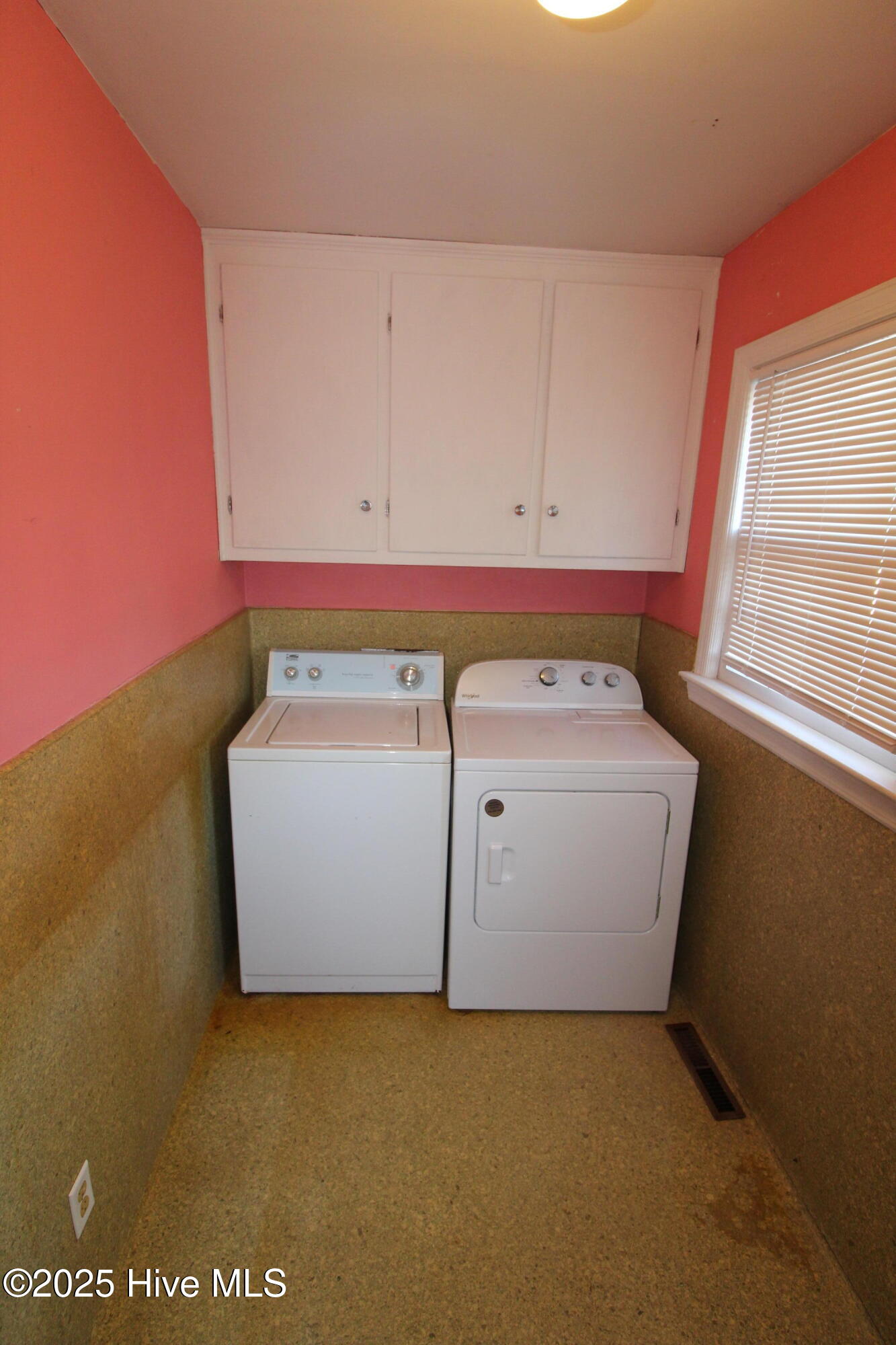 209 Barnes Street Property Photo 17