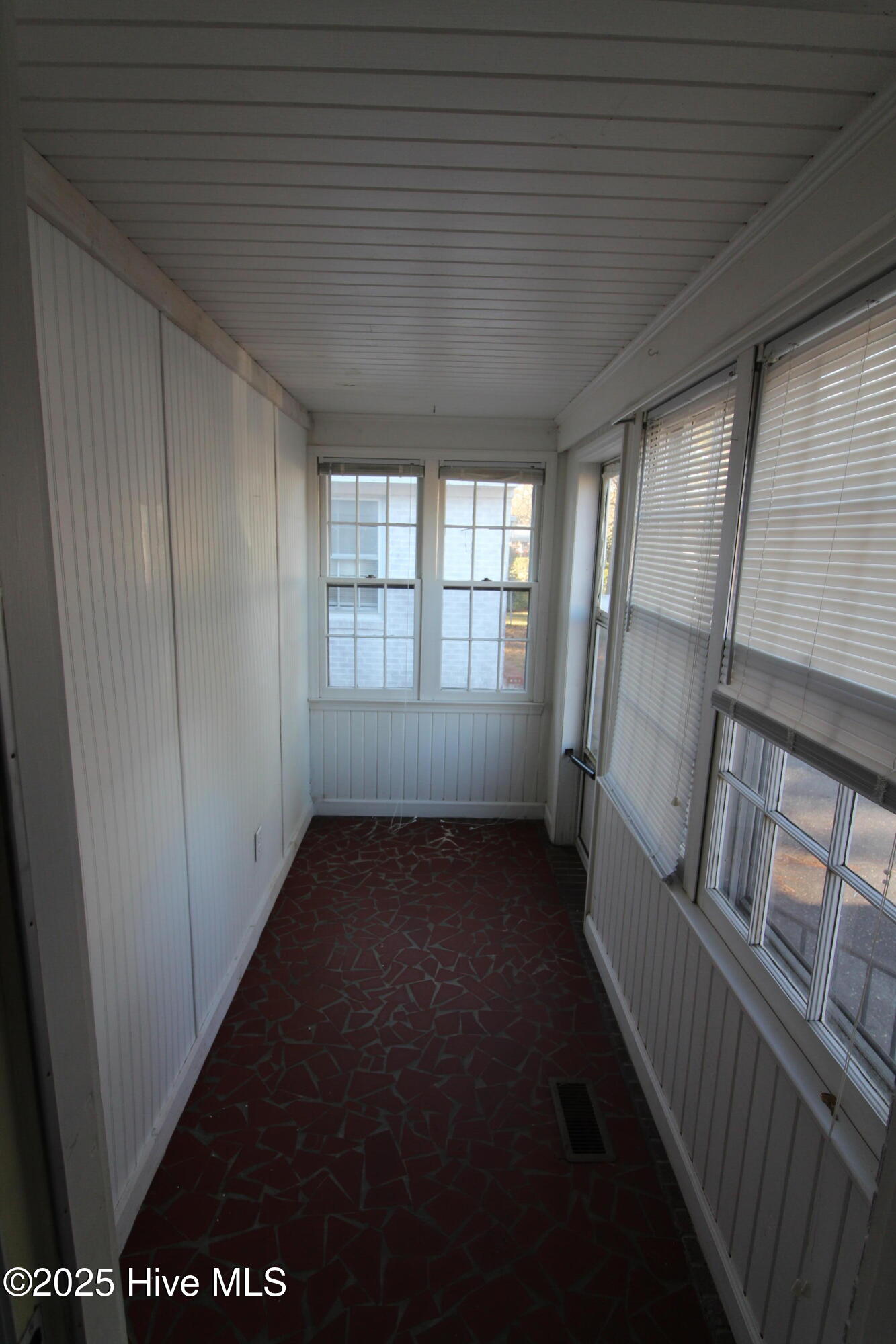 209 Barnes Street Property Photo 18