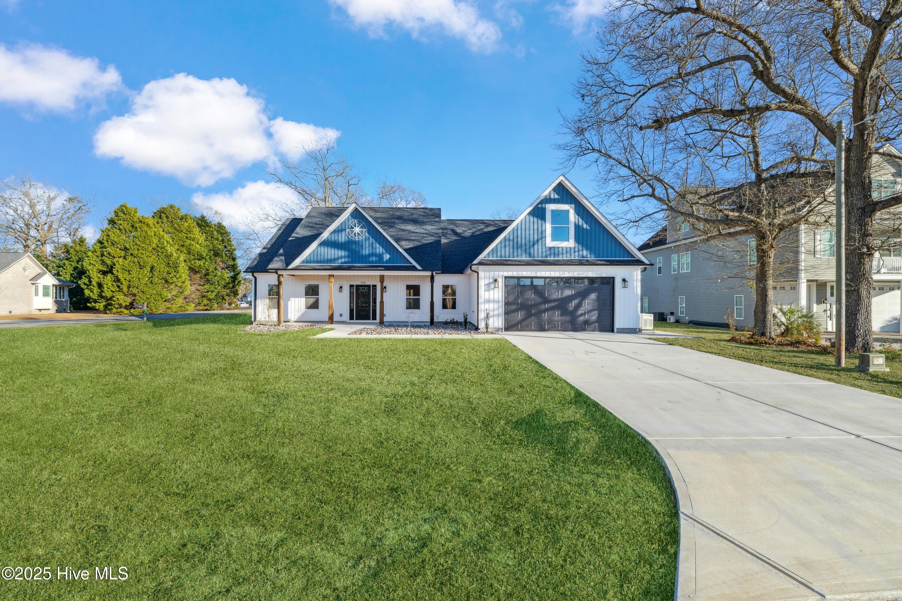 158 Deepwater Drive Property Photo 1