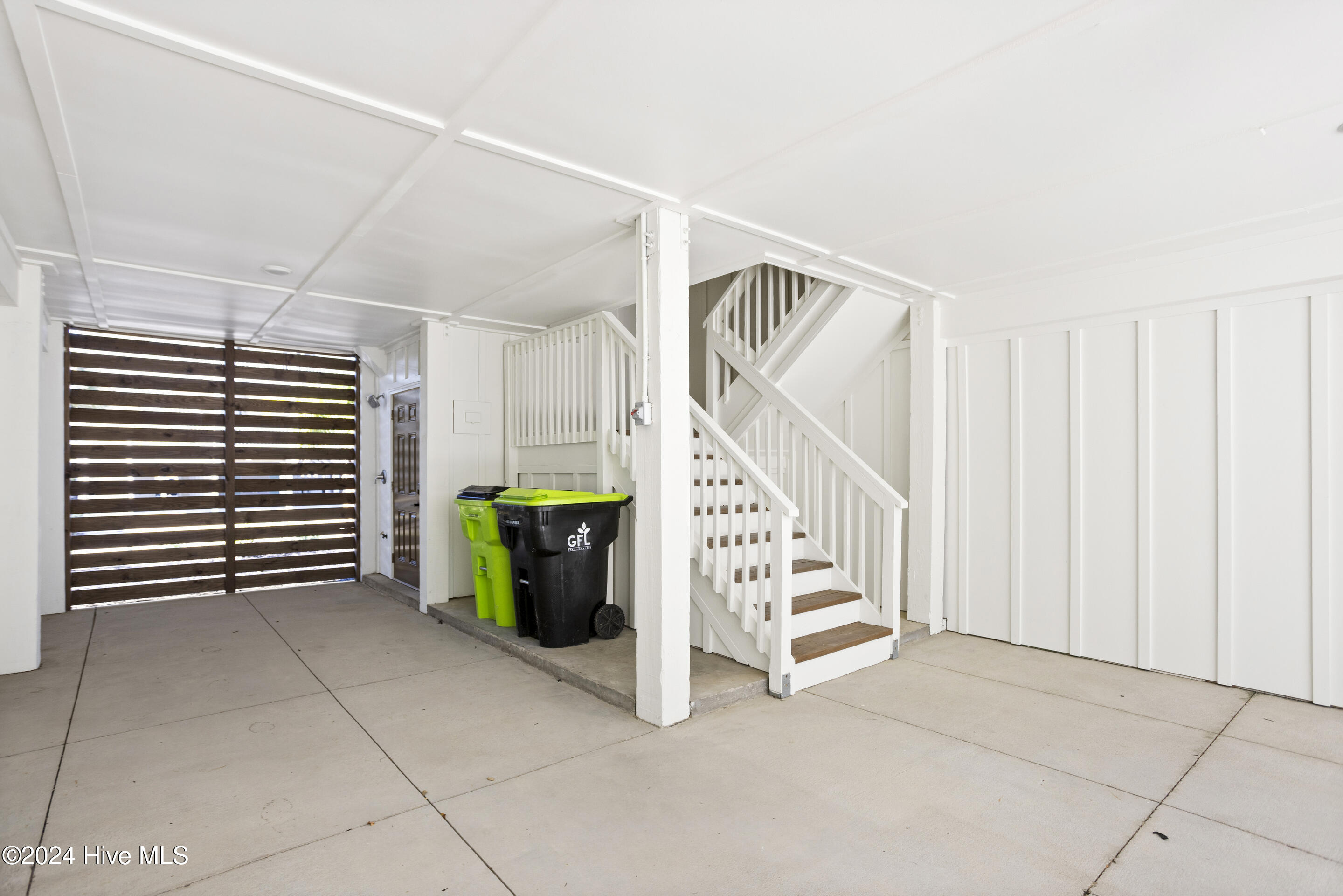 410 Canal Drive Unit 1 Property Photo 8