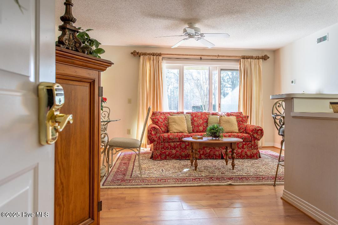 422 Albemarle Boulevard 12c Property Photo 5