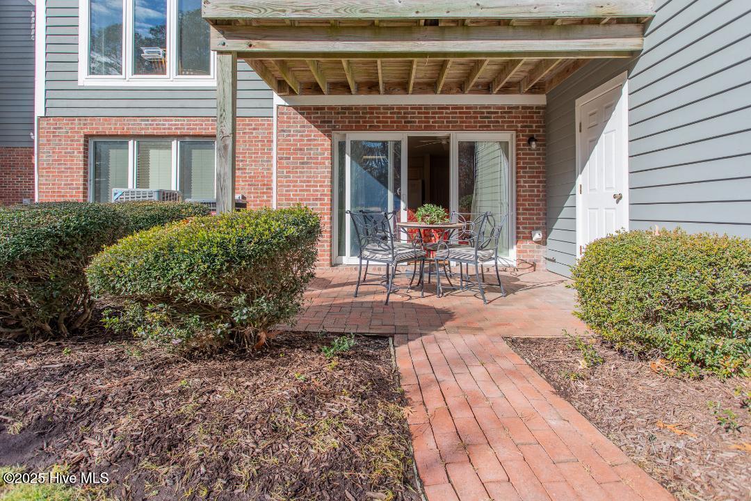 422 Albemarle Boulevard 12c Property Photo 24