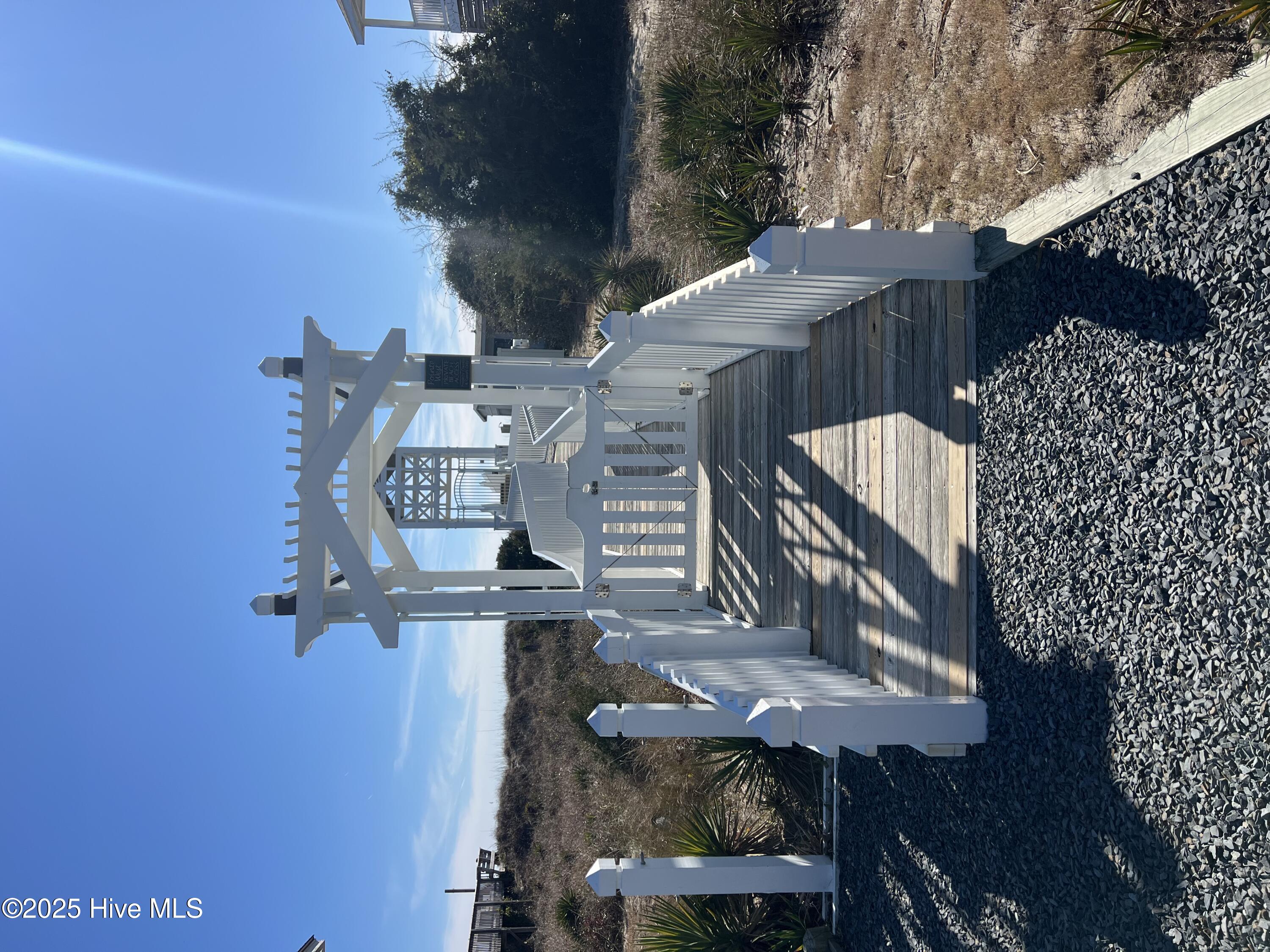 1056 Tide Ridge Drive Property Photo 16