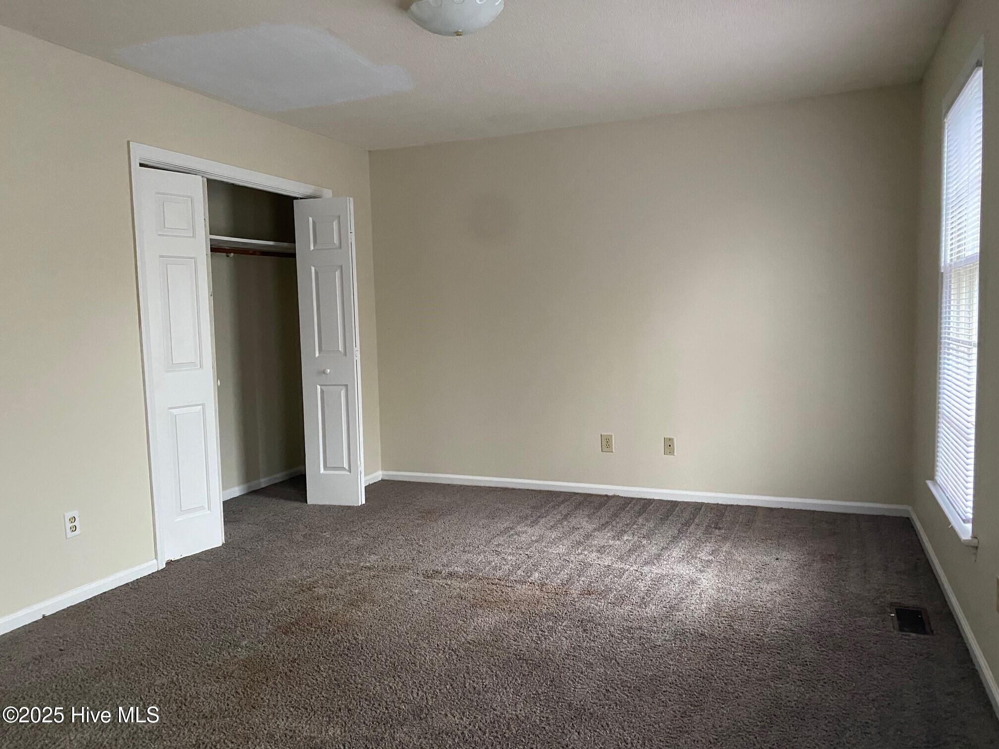 118 Concord Drive B Property Photo 10