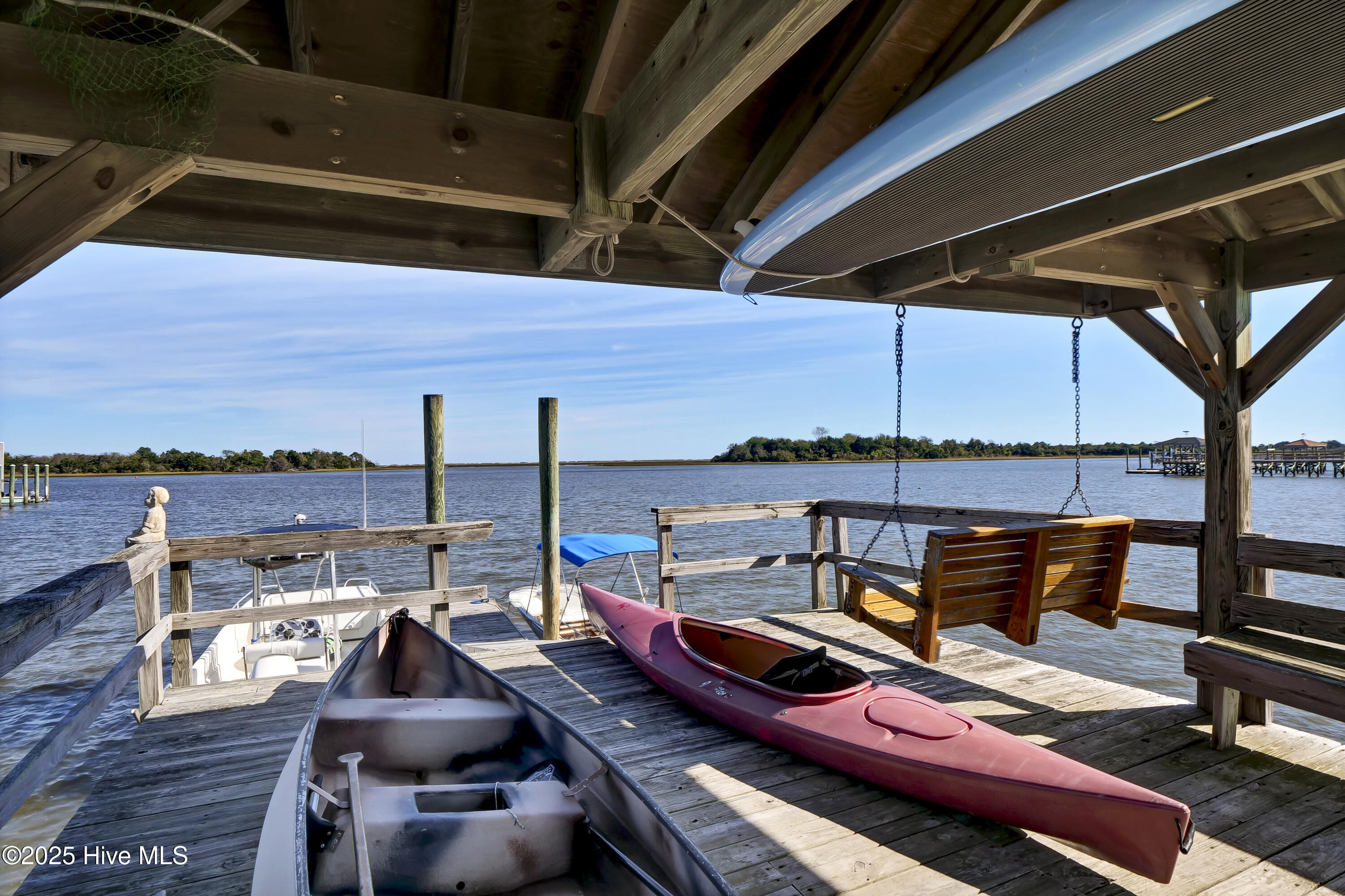 1652 Sand Bar Lane Property Photo 6