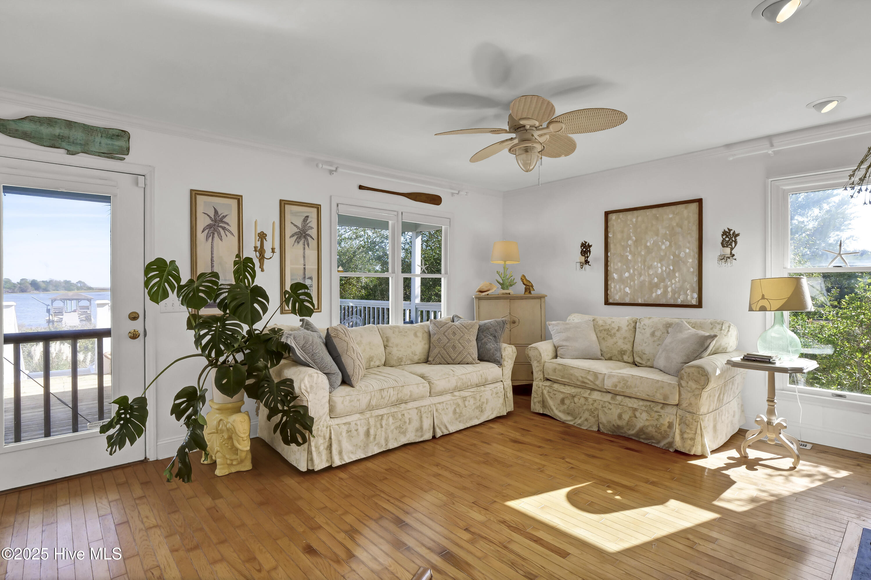 1652 Sand Bar Lane Property Photo 13
