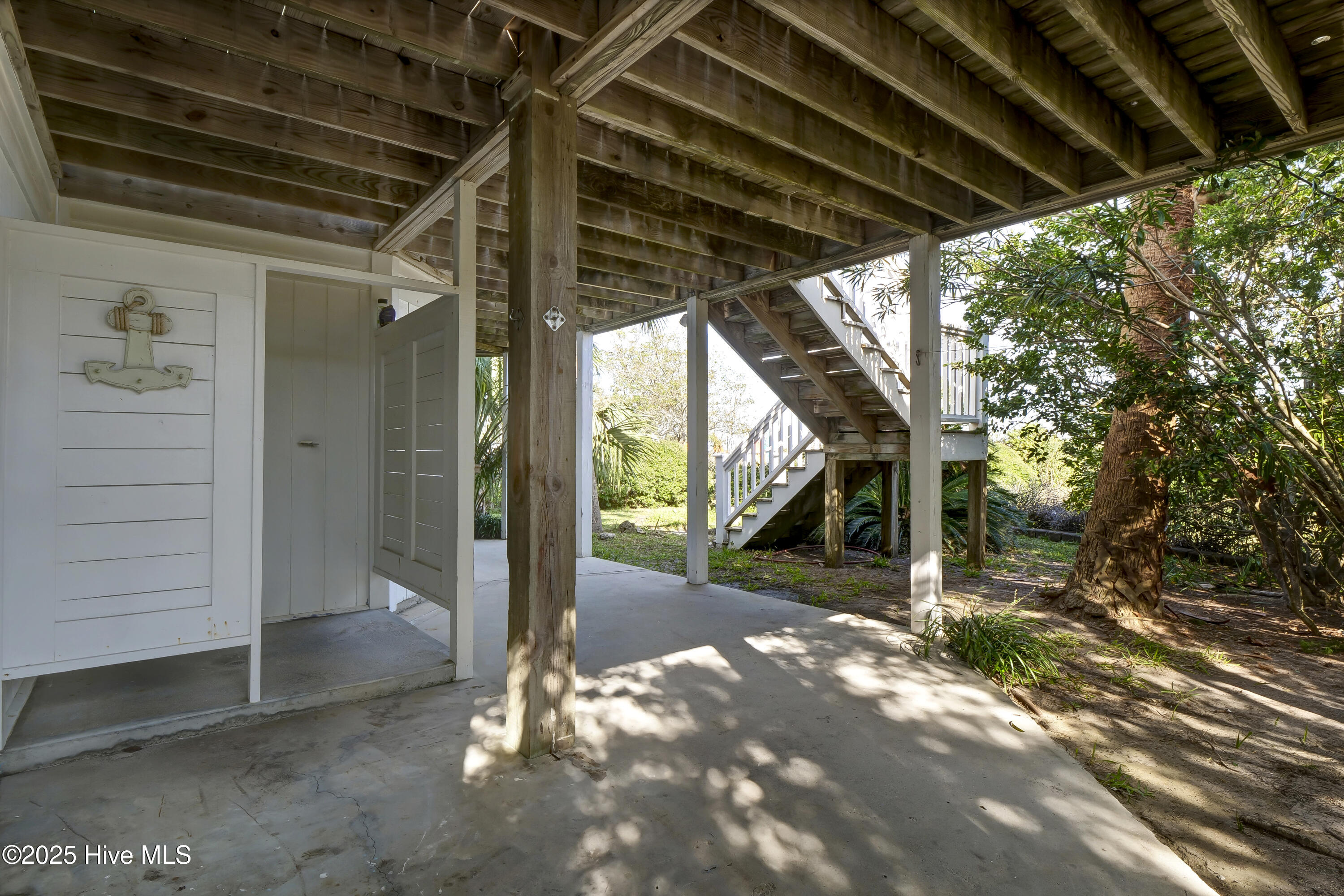 1652 Sand Bar Lane Property Photo 43
