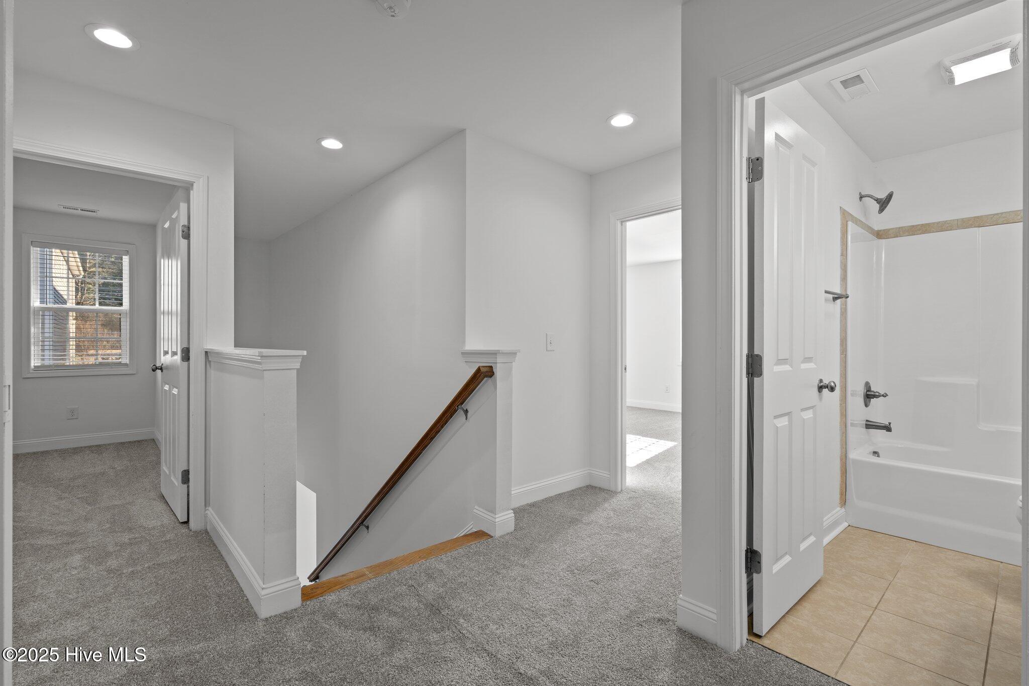426 W Illinois Avenue Property Photo 19