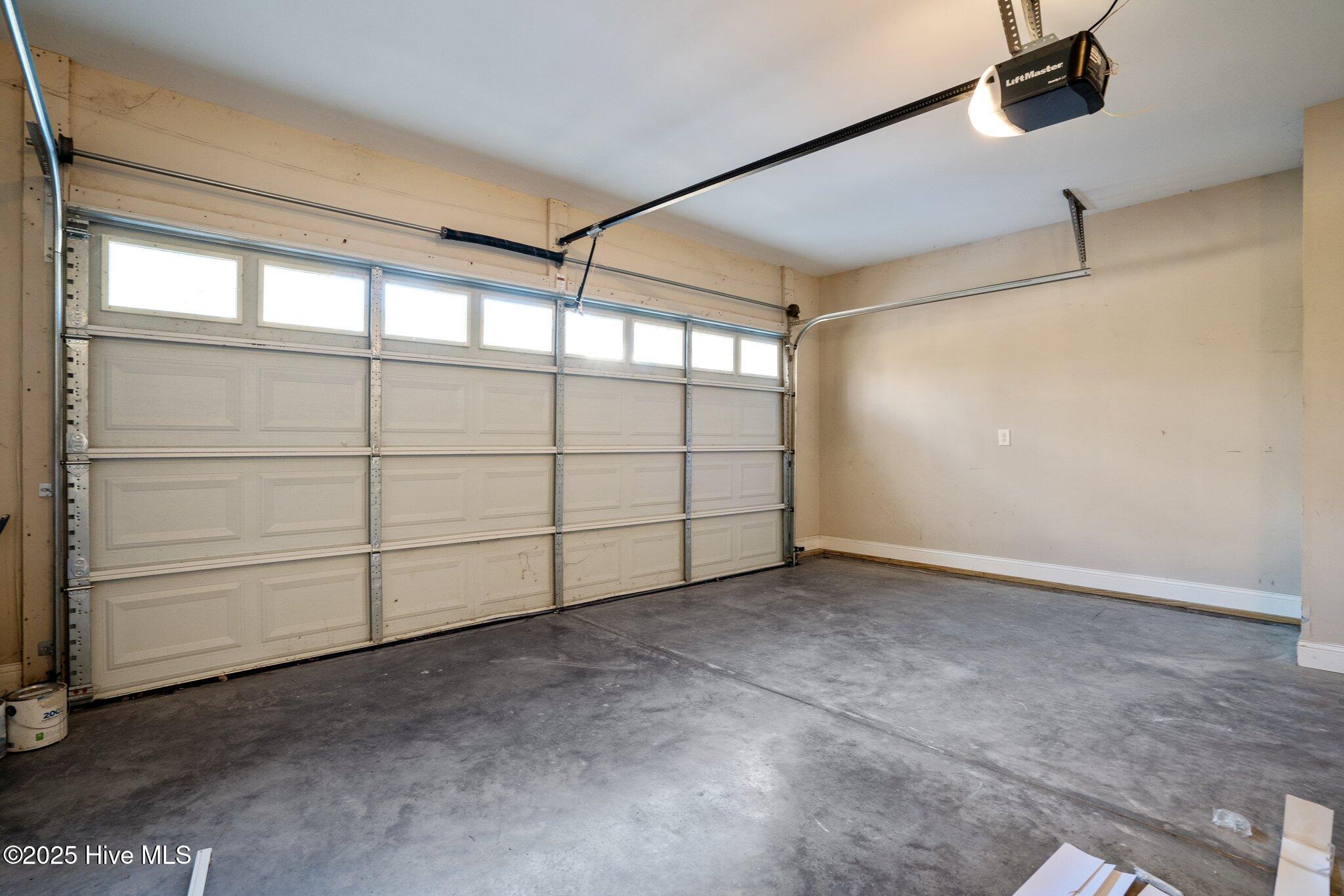 426 W Illinois Avenue Property Photo 47