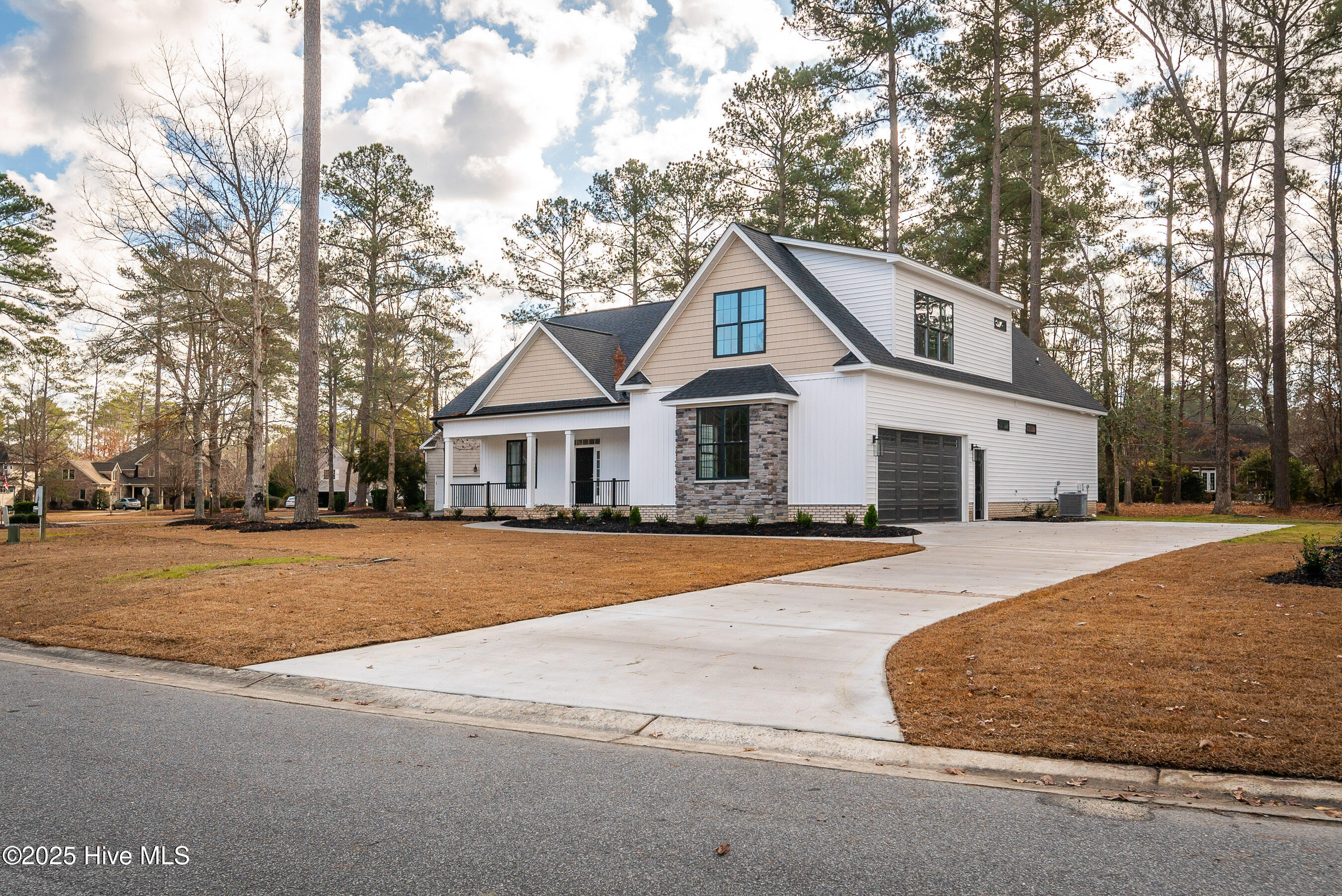 116 Perquimans Drive Property Photo 3