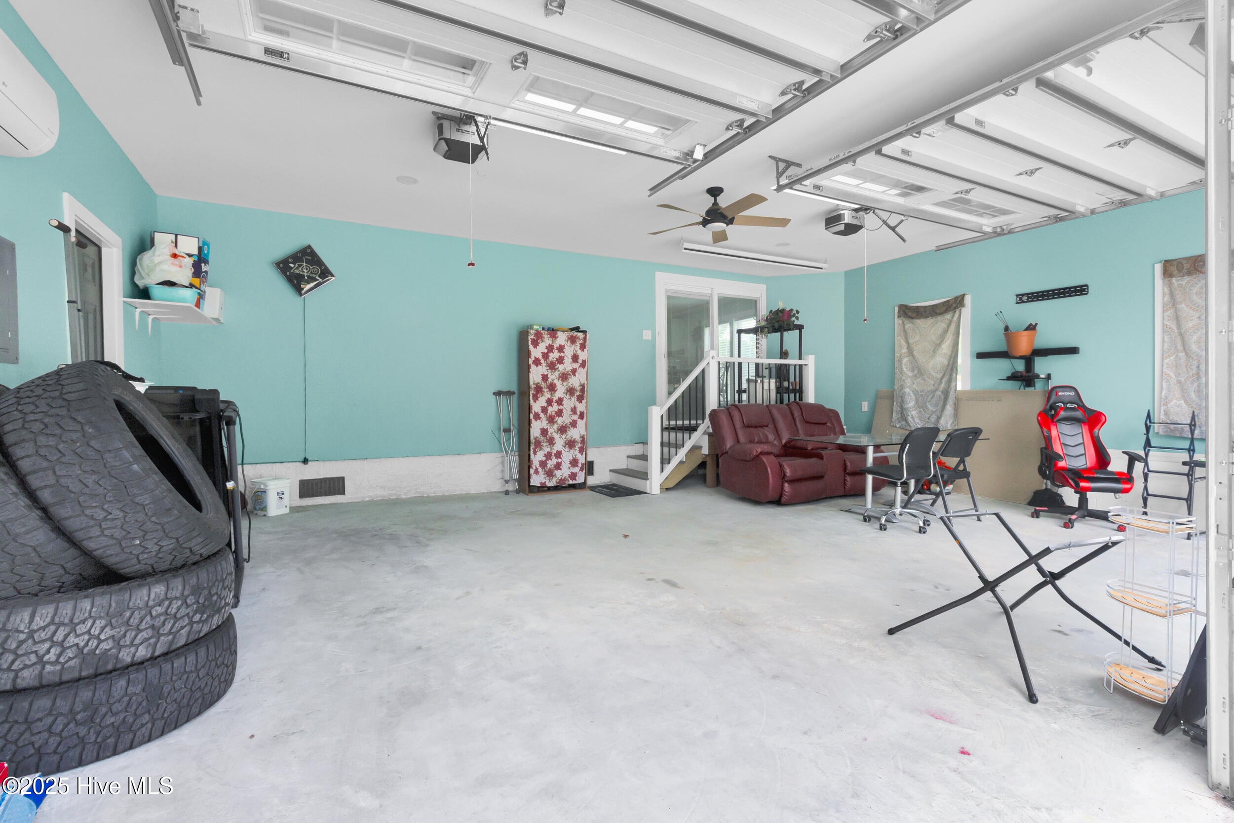 414 W Branch Drive Property Photo 24