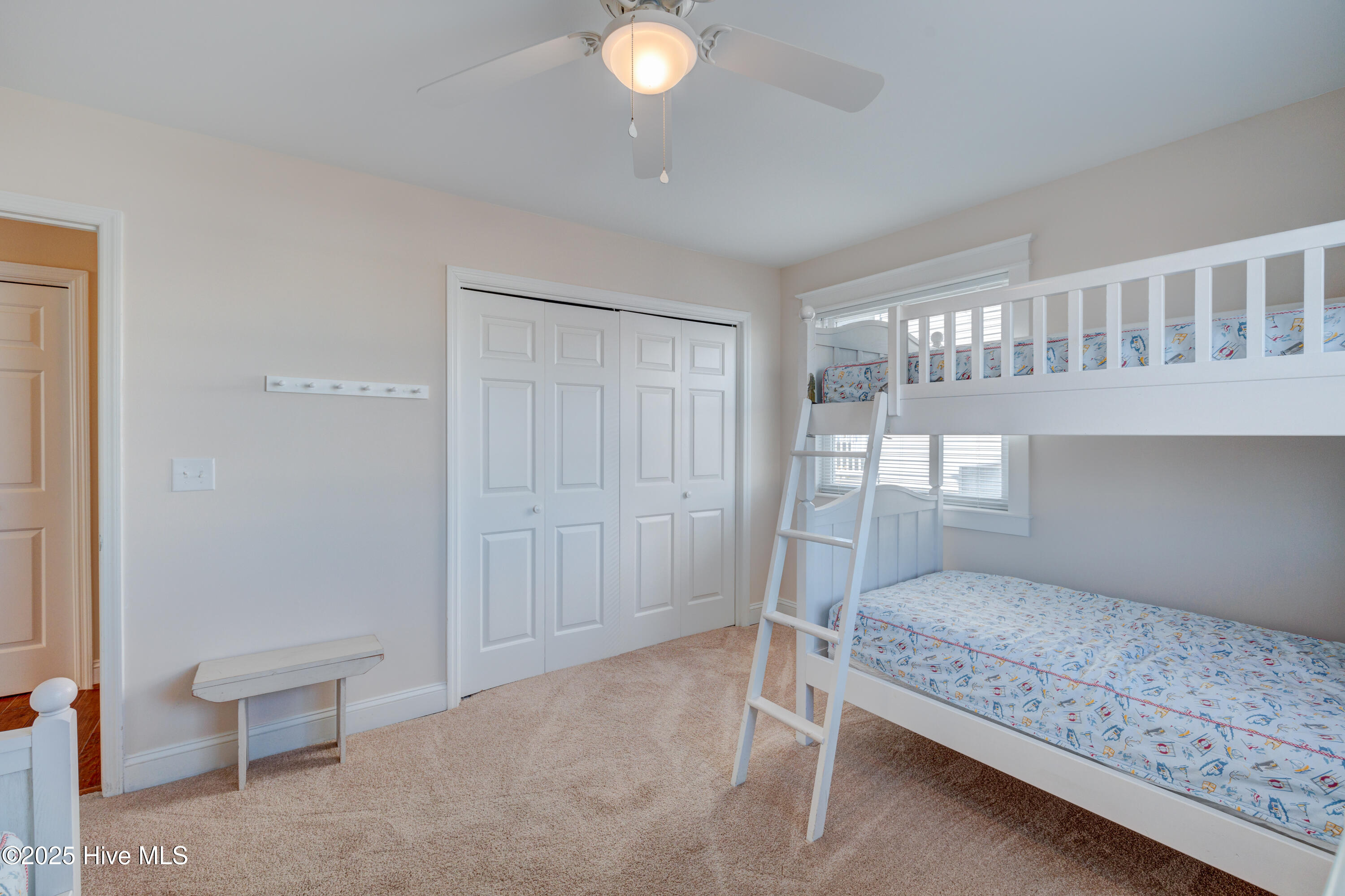 2221 E Beach Drive Property Photo 26