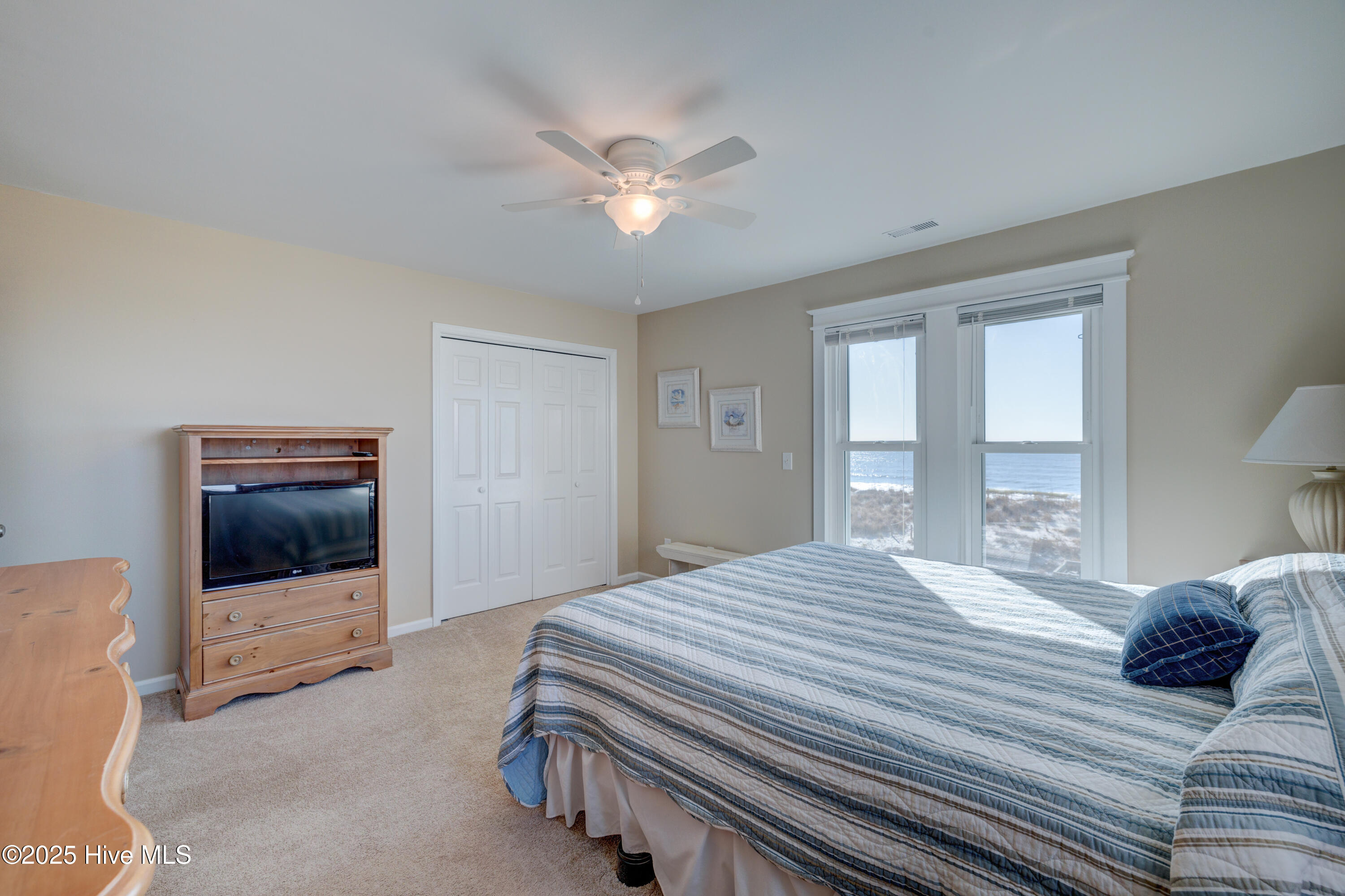 2221 E Beach Drive Property Photo 36