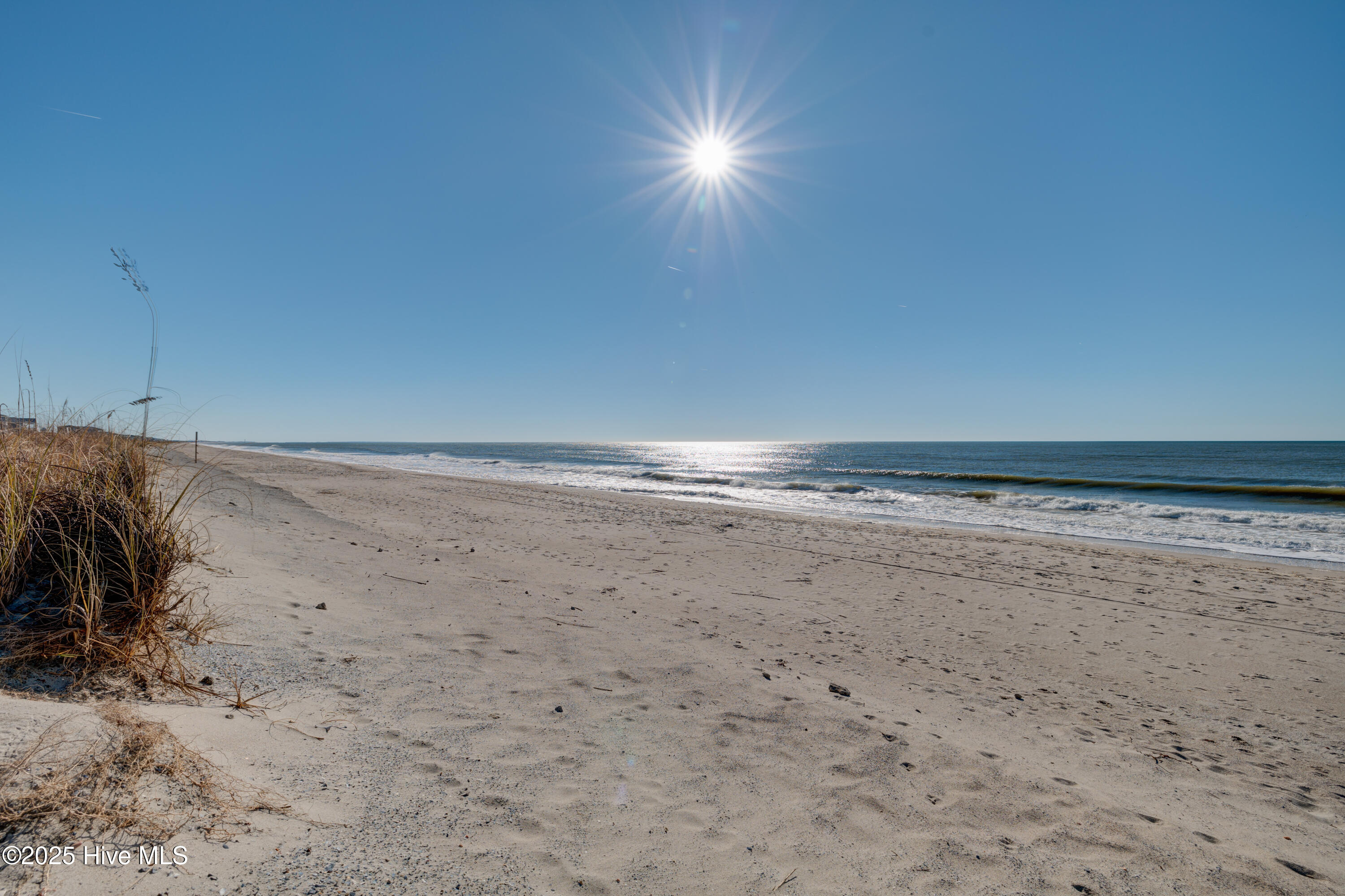 2221 E Beach Drive Property Photo 48