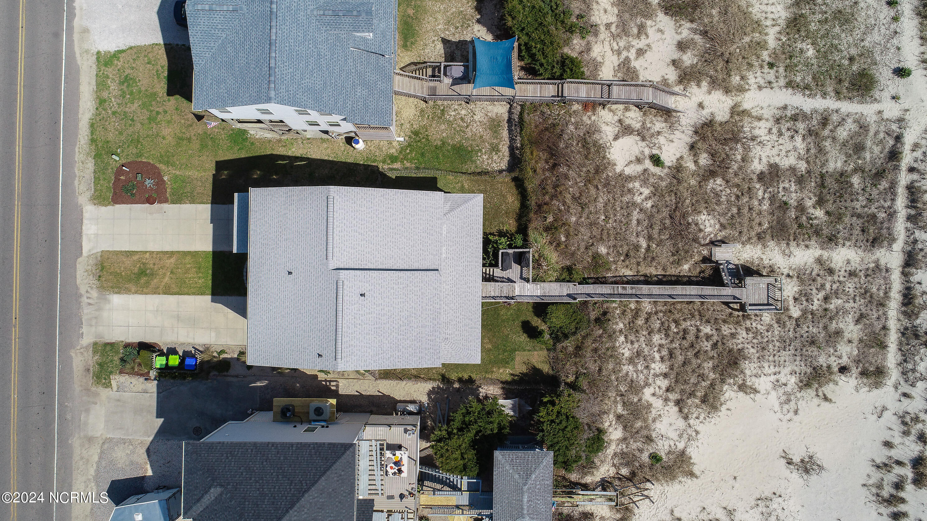 2221 E Beach Drive Property Photo 55