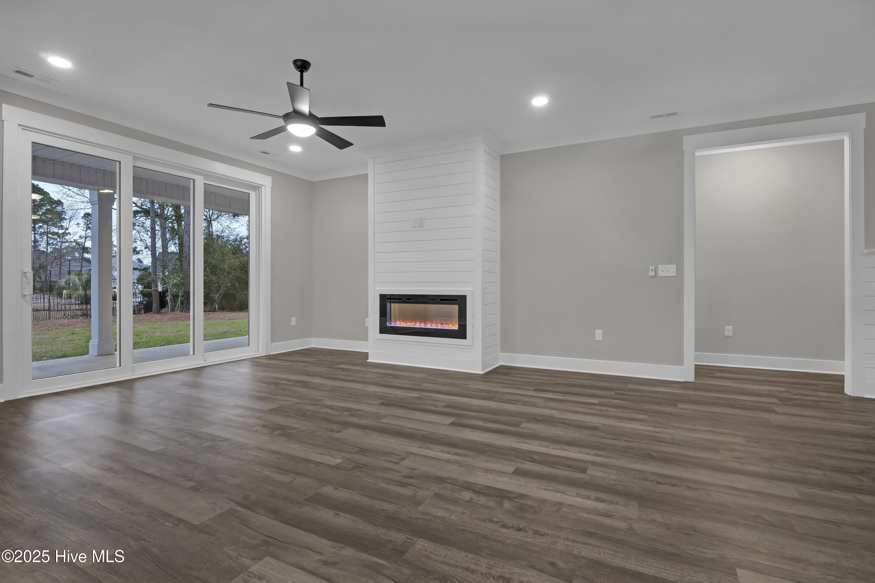 202 Port Side Drive Property Photo 17