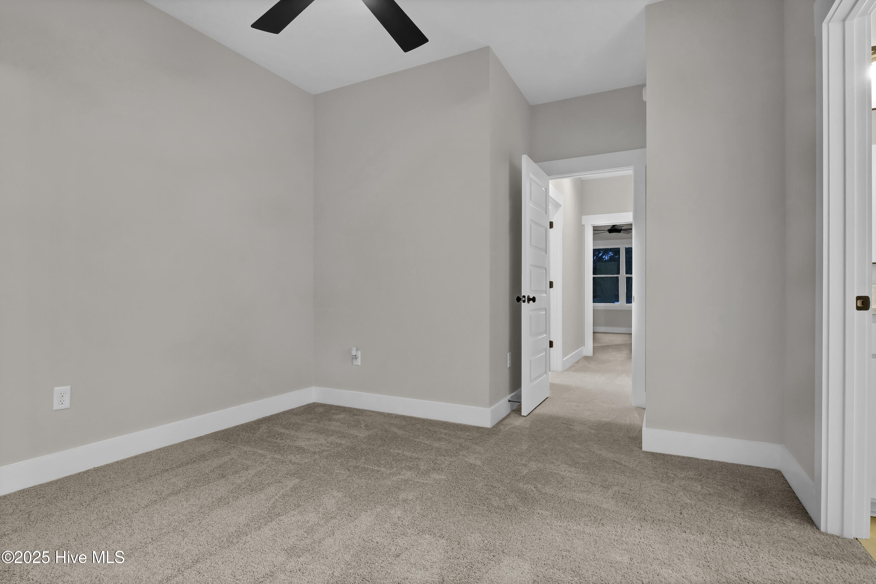 202 Port Side Drive Property Photo 34