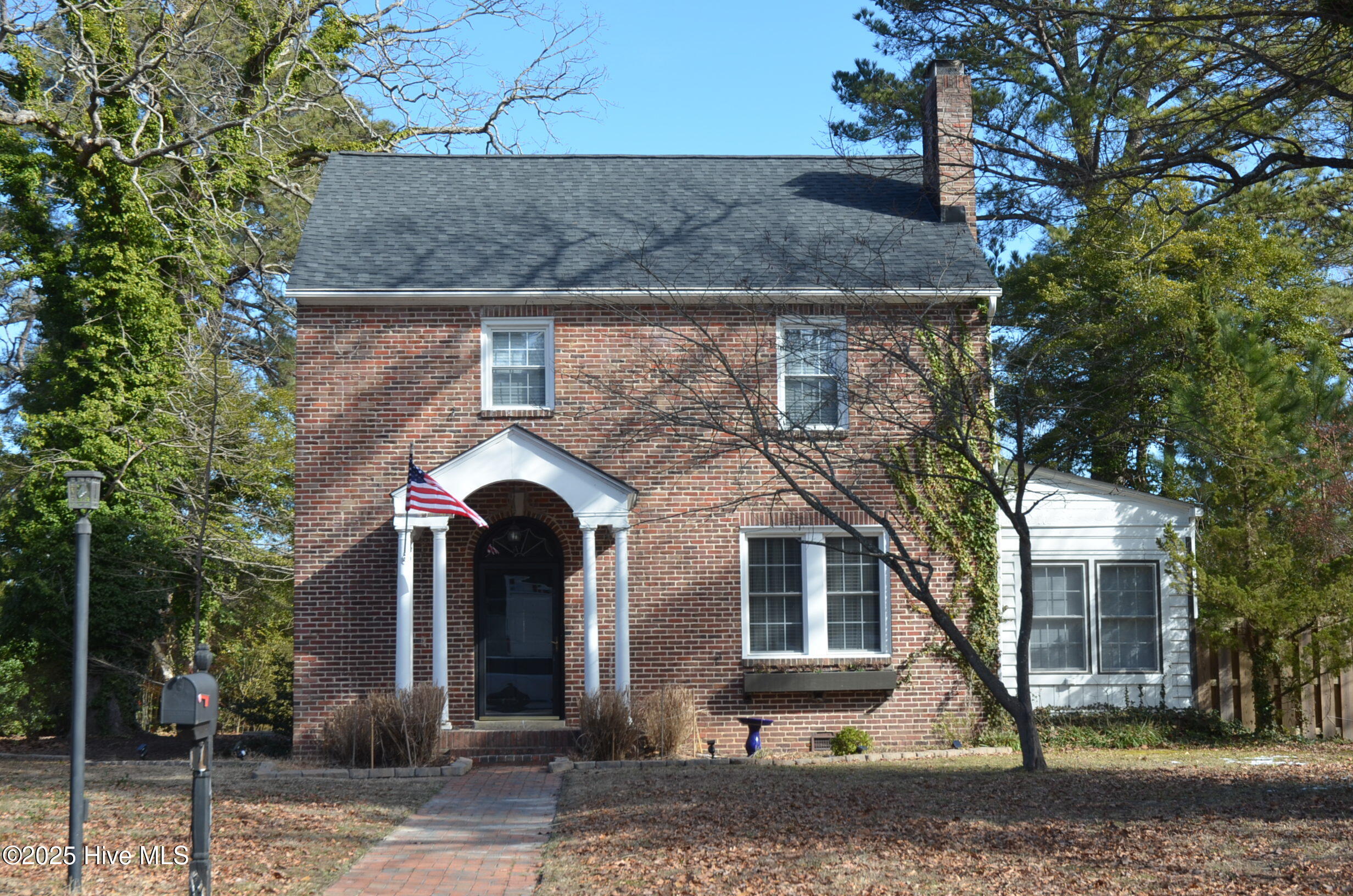 416 Charlotte Avenue Property Photo 1