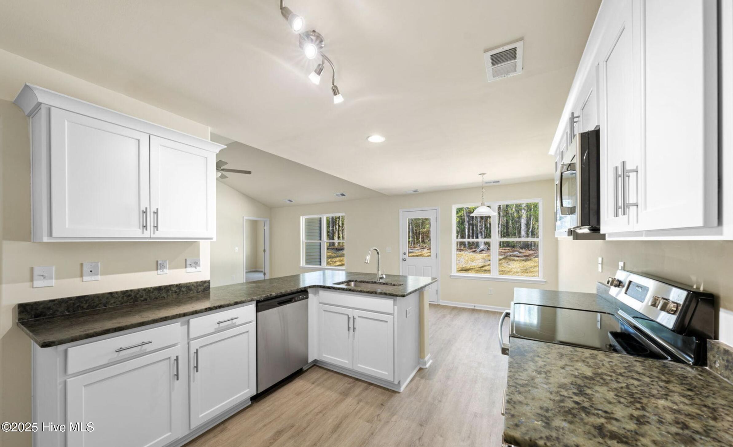 2480 Caraway Drive Property Photo 35