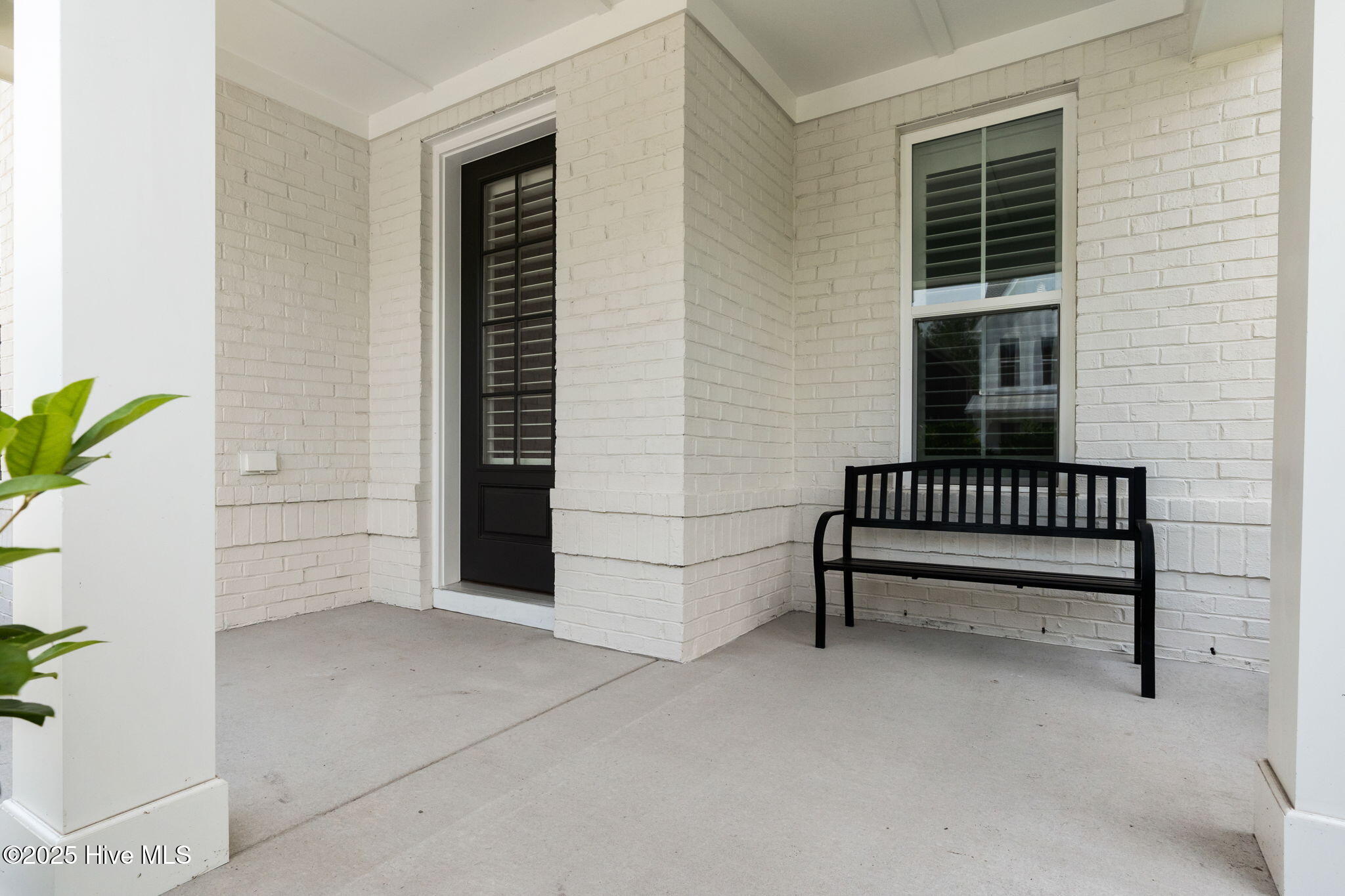 3836 Mason Port Drive Property Photo 4