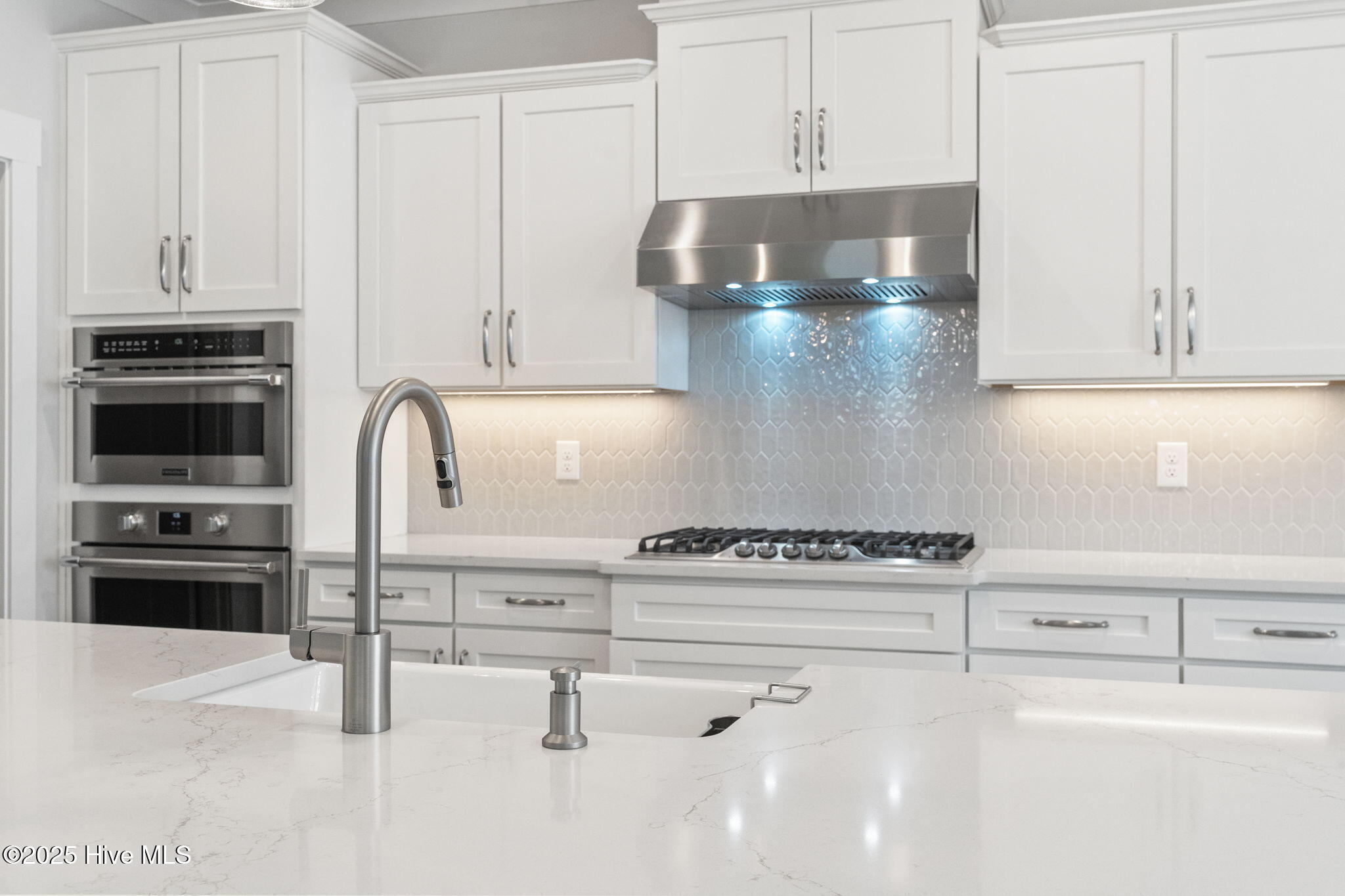 3836 Mason Port Drive Property Photo 12