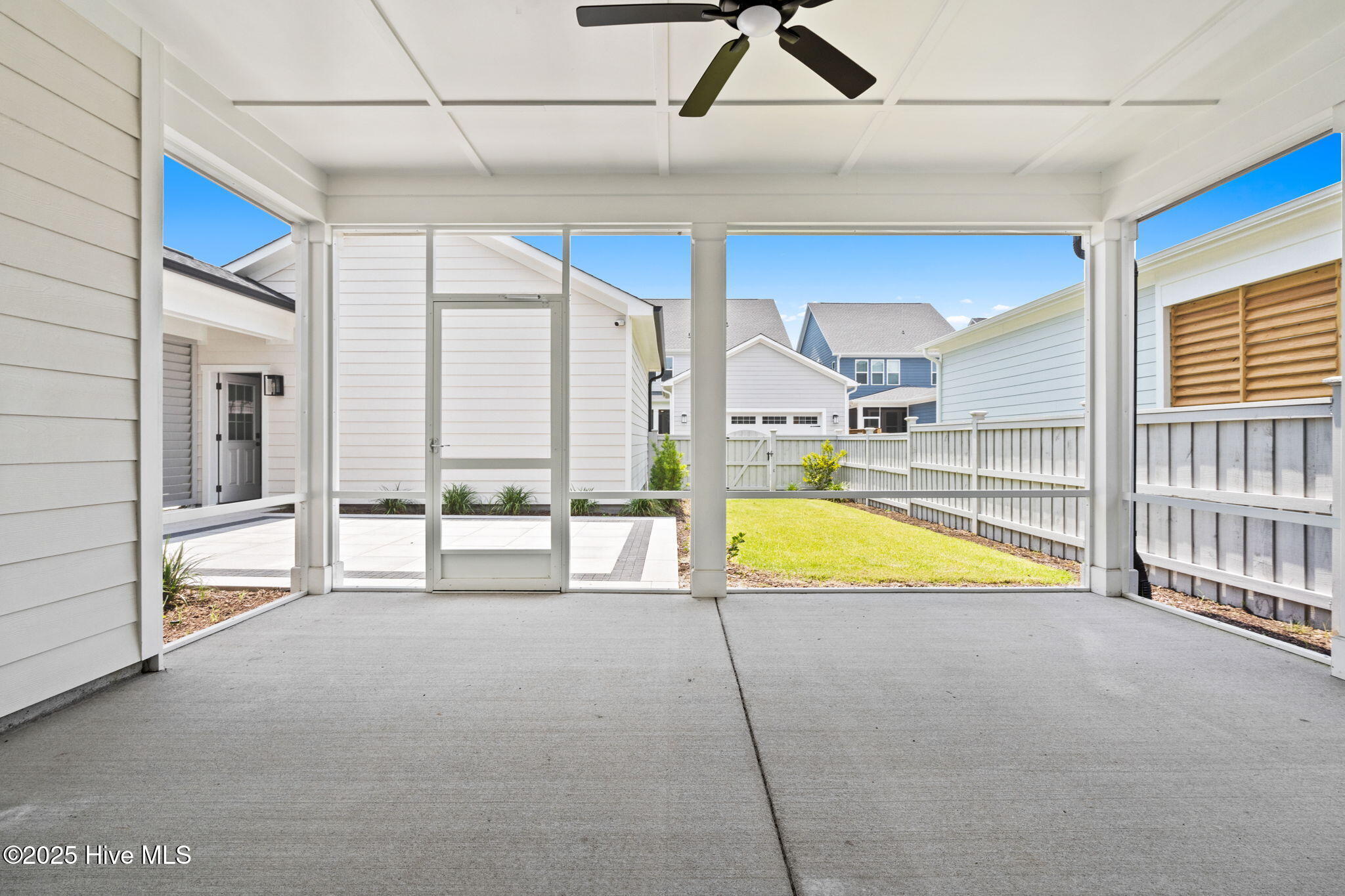 3836 Mason Port Drive Property Photo 17