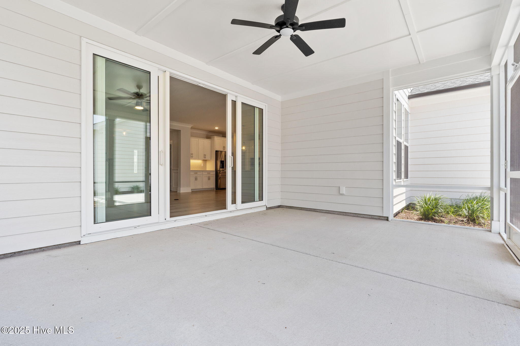 3836 Mason Port Drive Property Photo 18