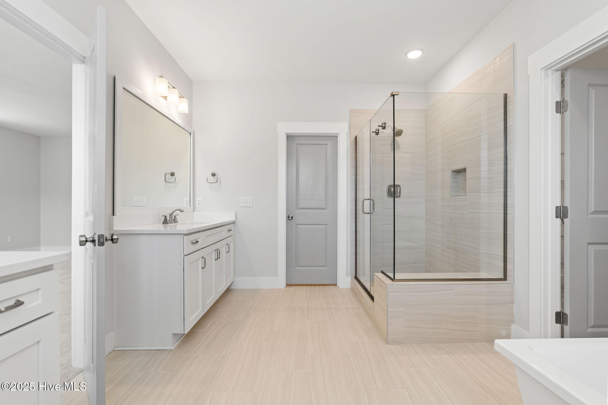 3836 Mason Port Drive Property Photo 27