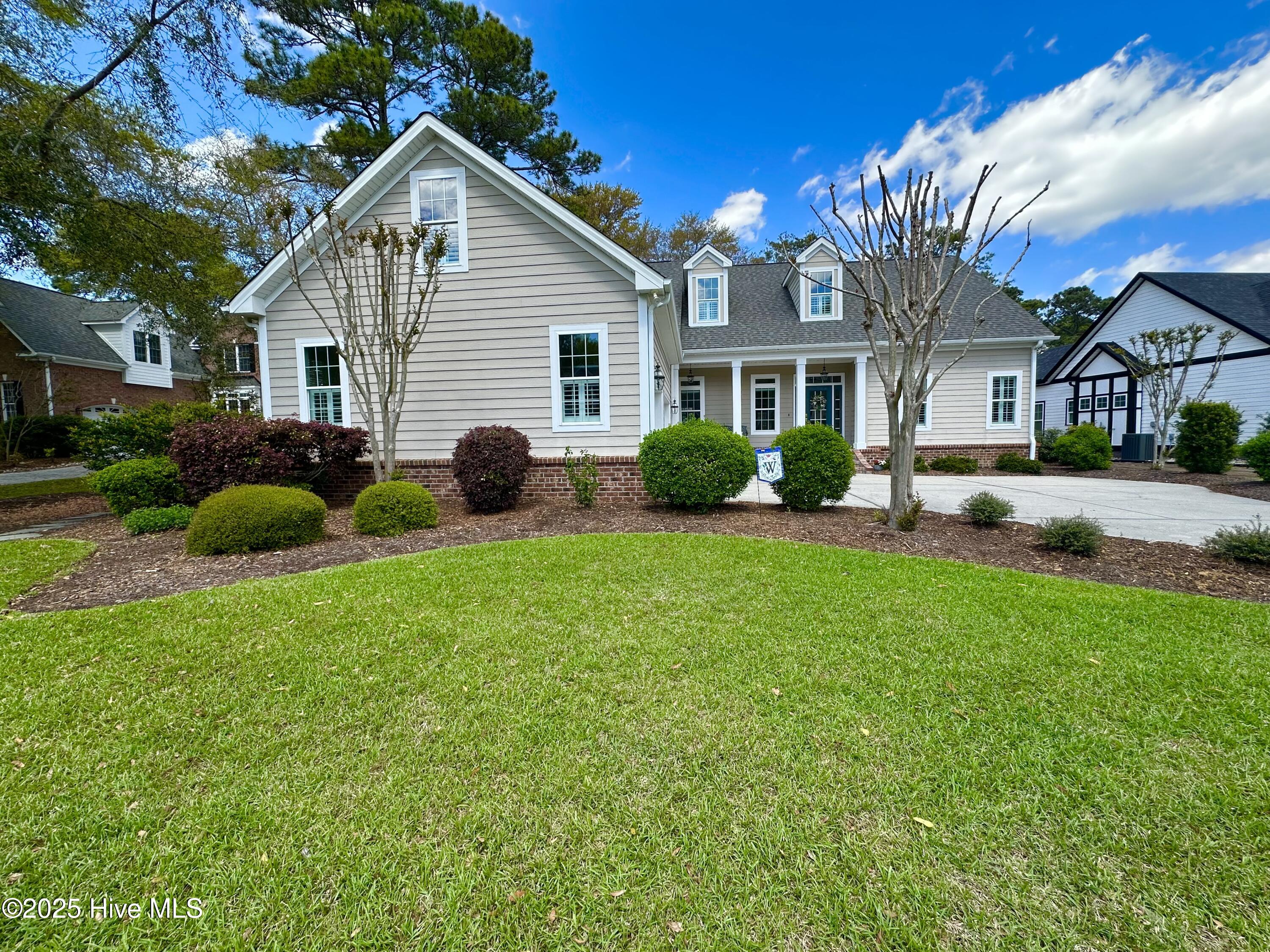 2784 Oakbluff Circle Property Photo 1