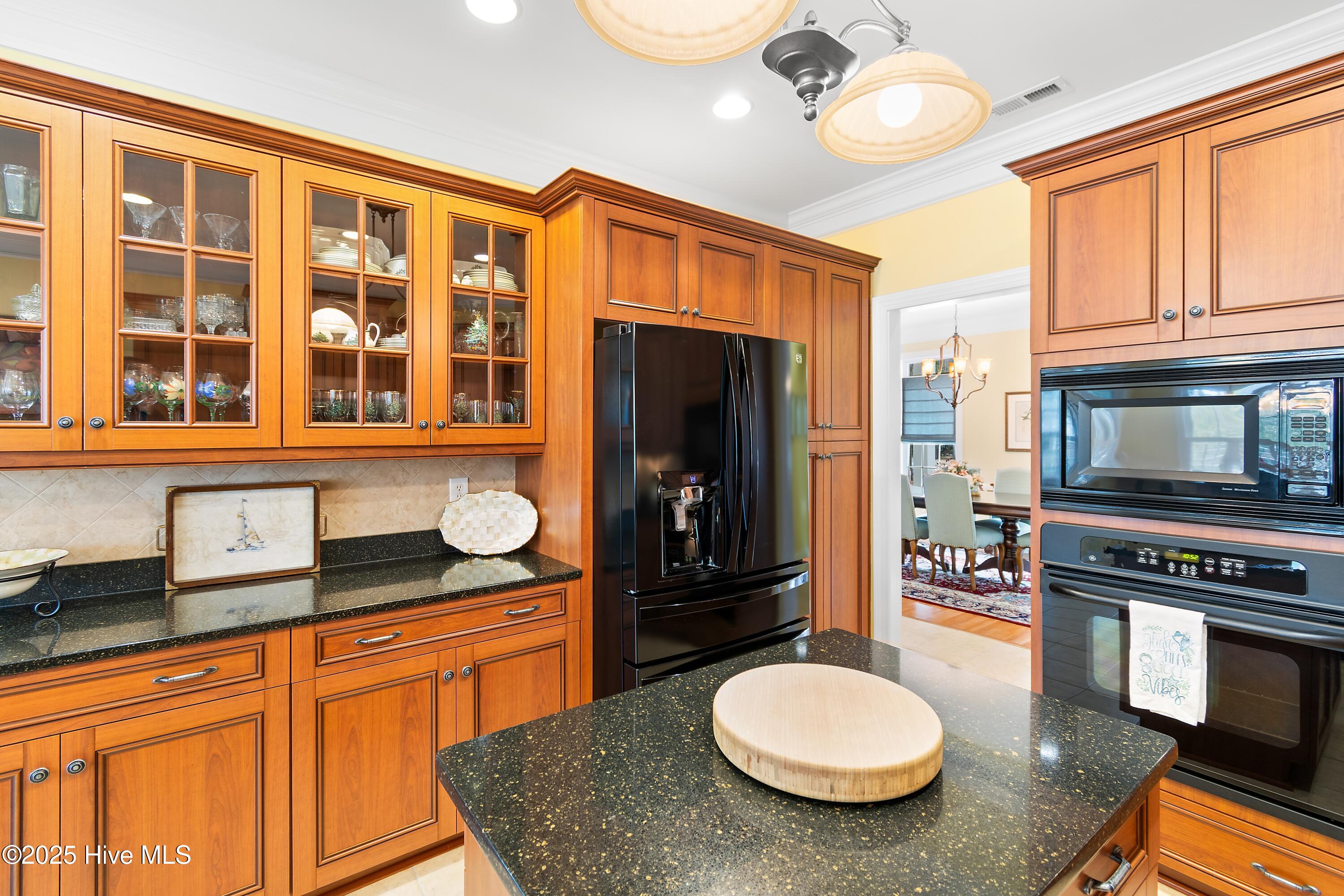 2784 Oakbluff Circle Property Photo 14