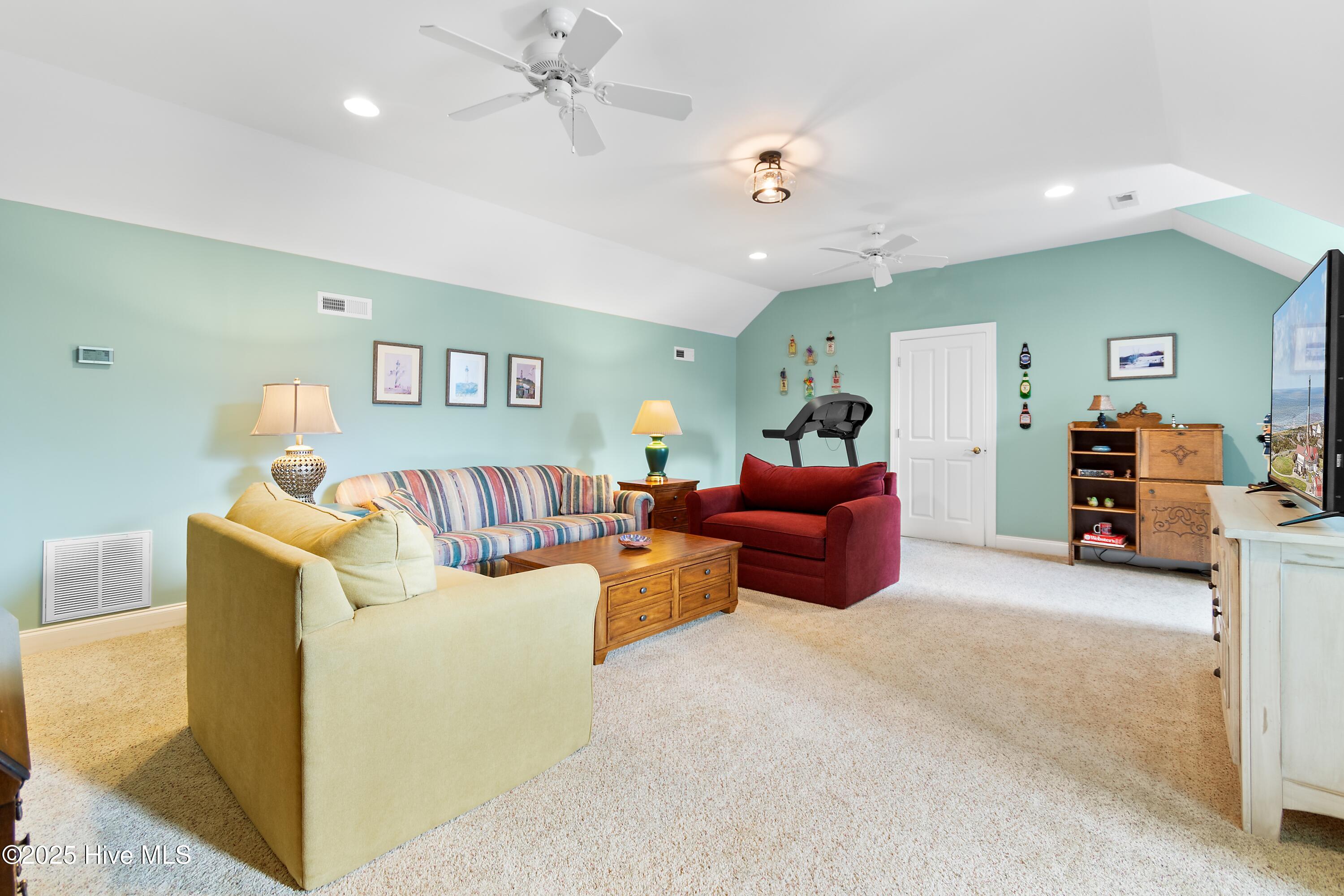 2784 Oakbluff Circle Property Photo 34