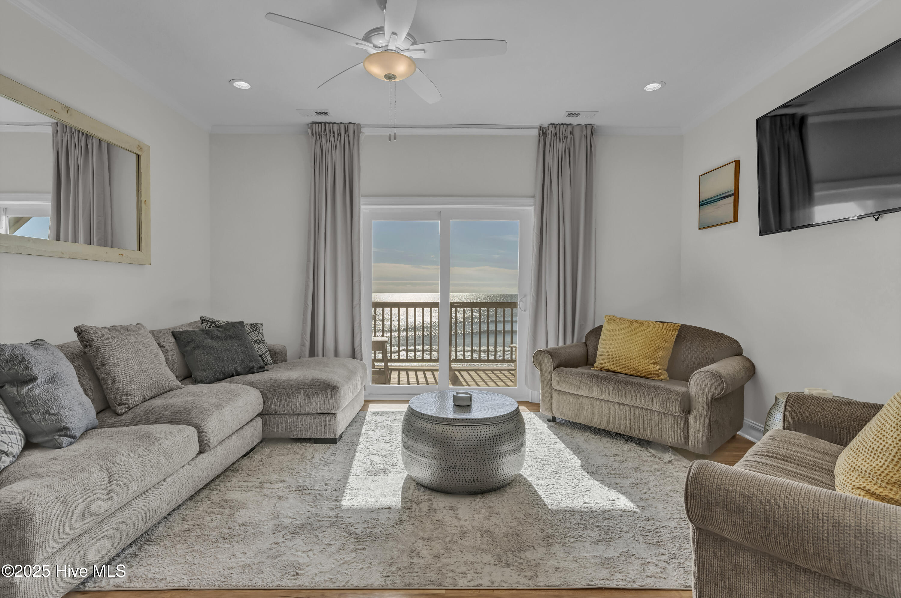 1788 New River Inlet Road Property Photo 6