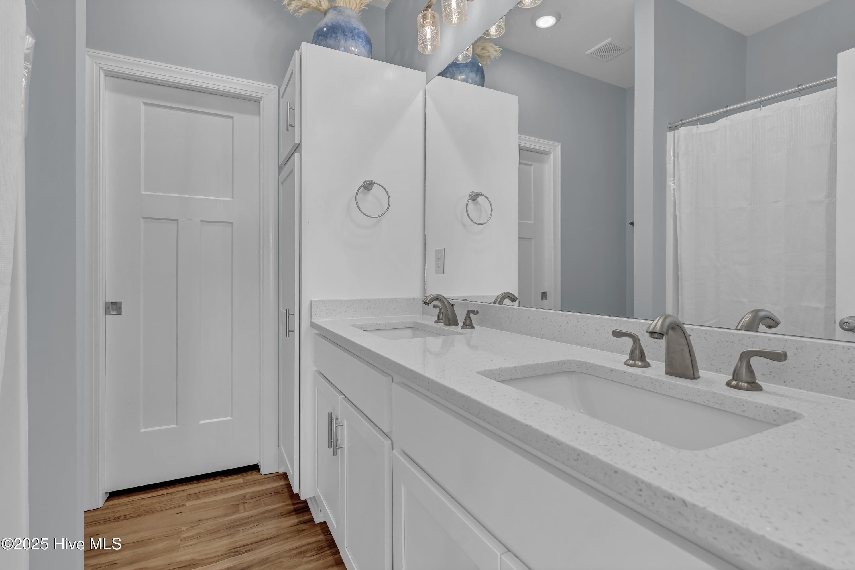 1788 New River Inlet Road Property Photo 19