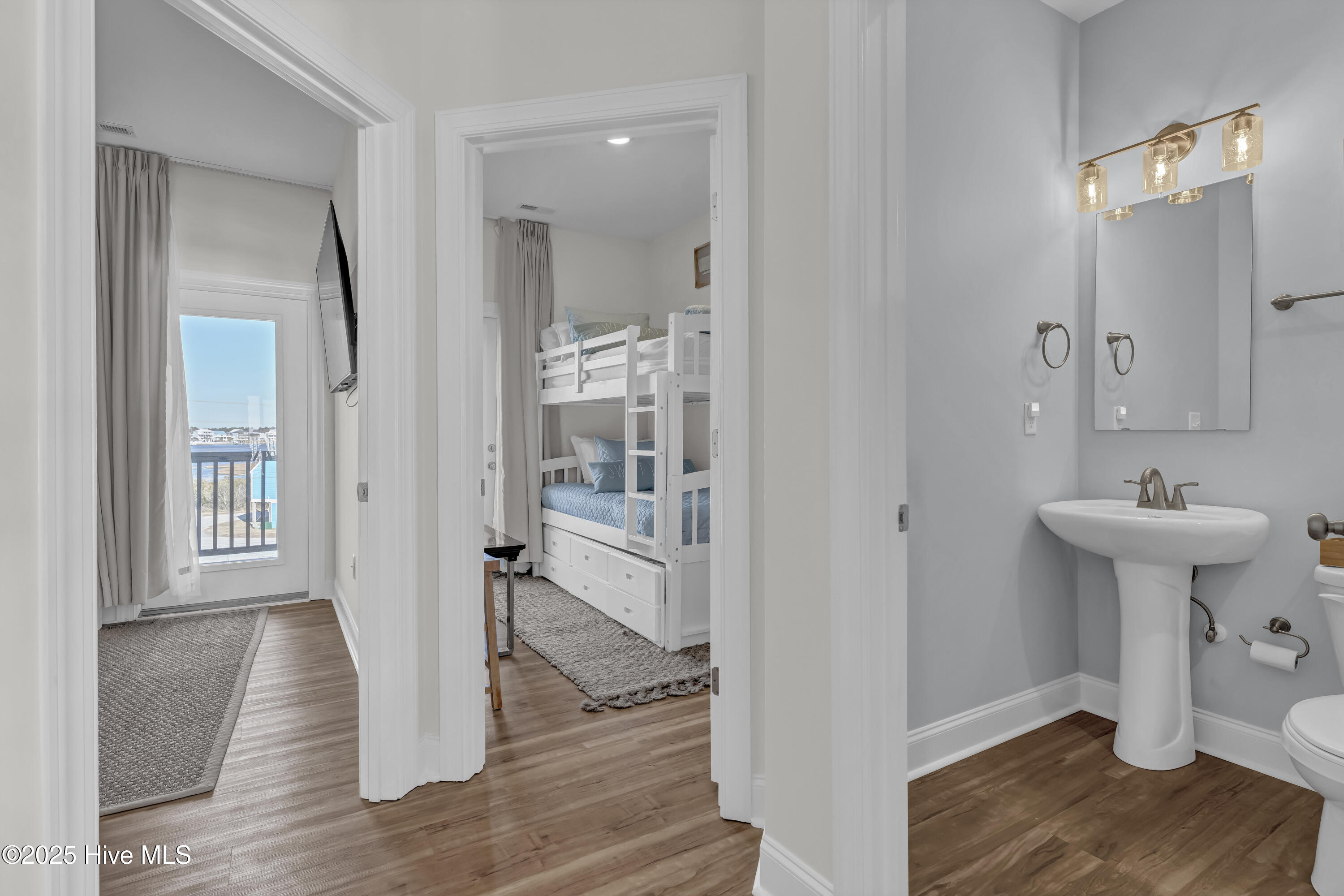 1788 New River Inlet Road Property Photo 21
