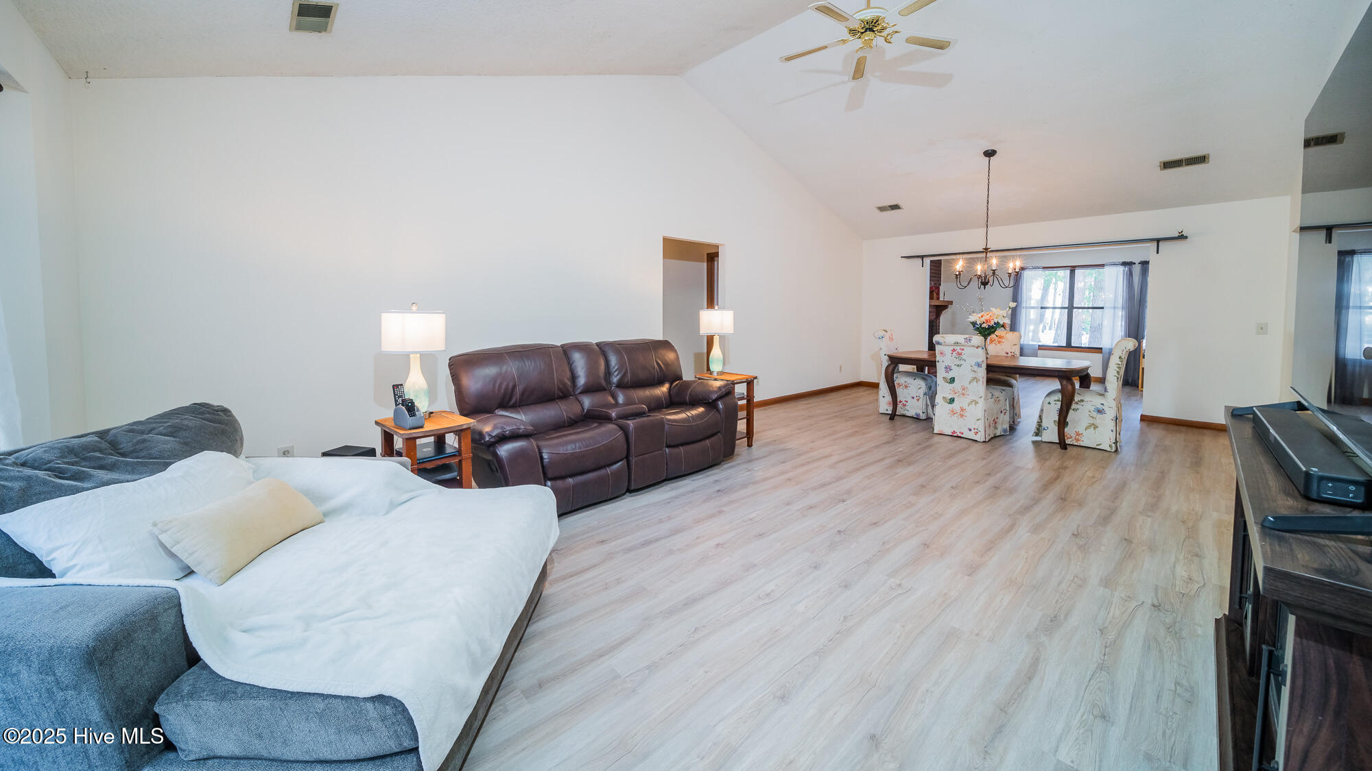 3 Bayberry Circle Property Photo 2