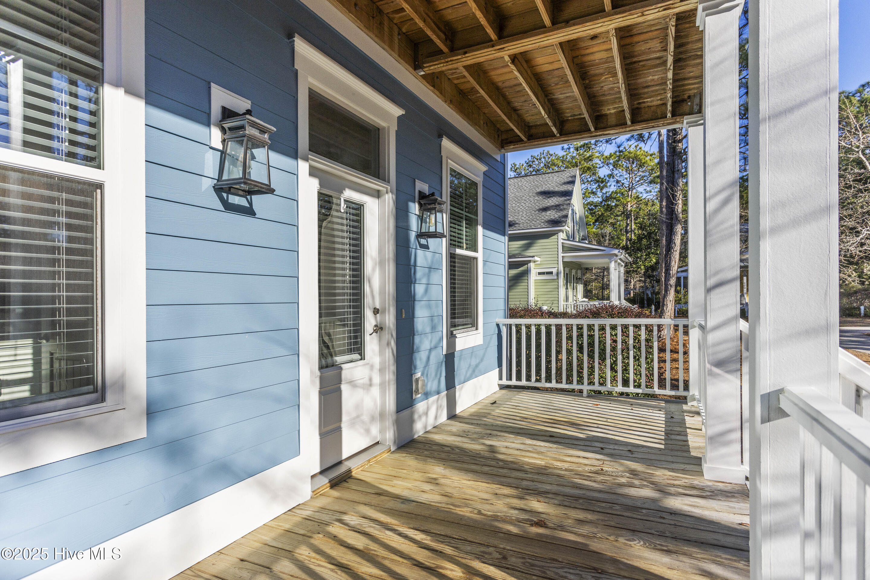 5012 Walton Street Property Photo 5