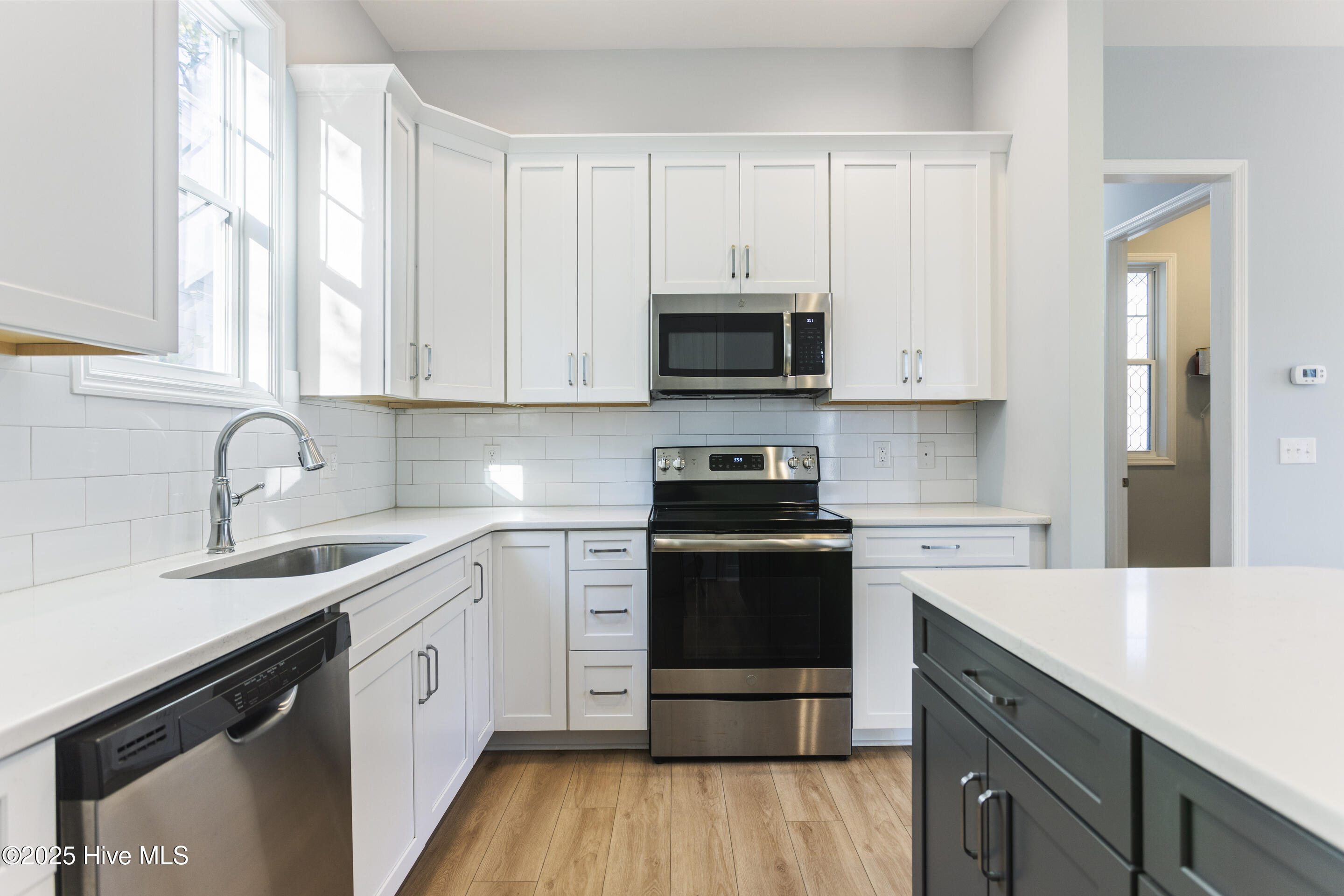 5012 Walton Street Property Photo 15