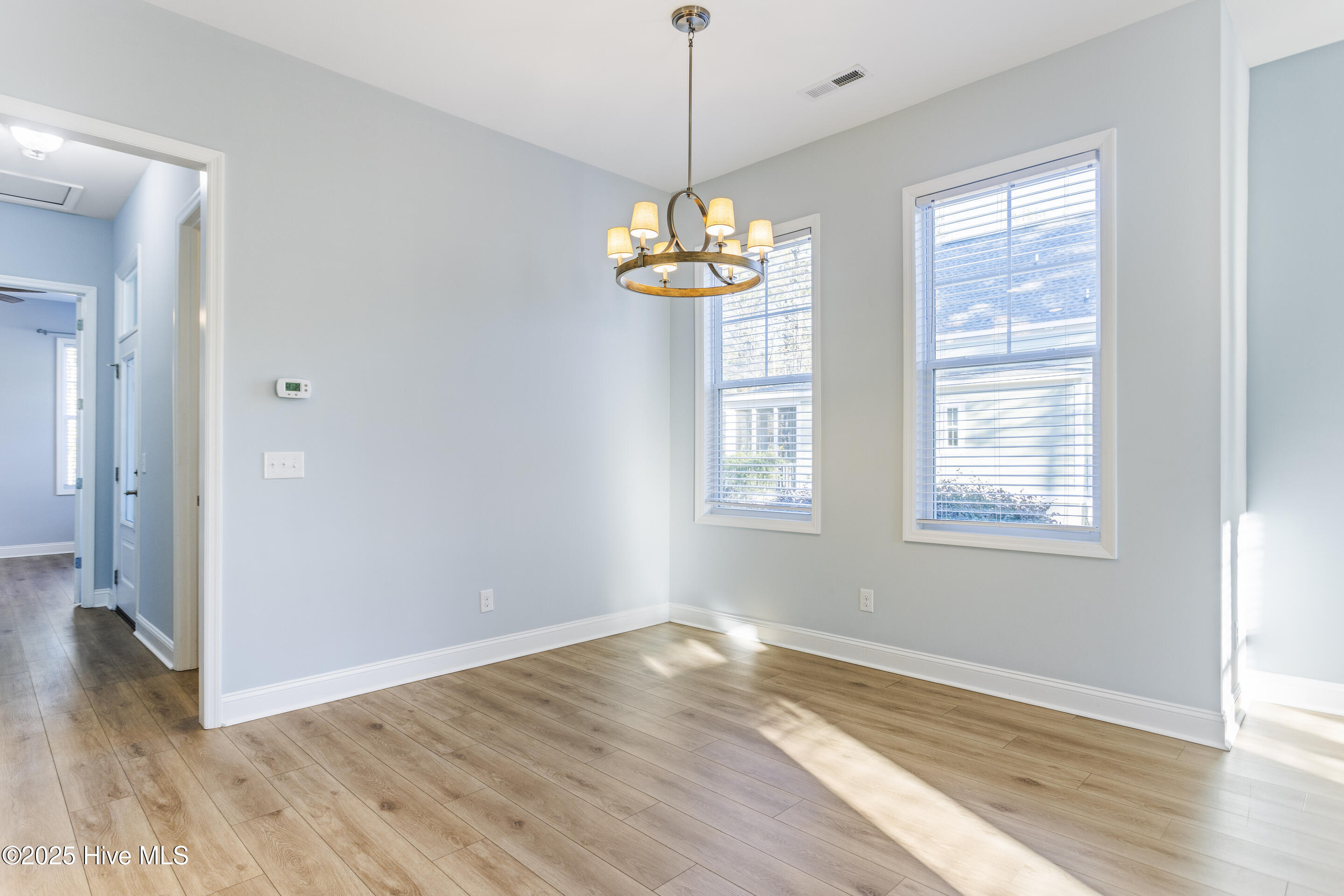 5012 Walton Street Property Photo 16