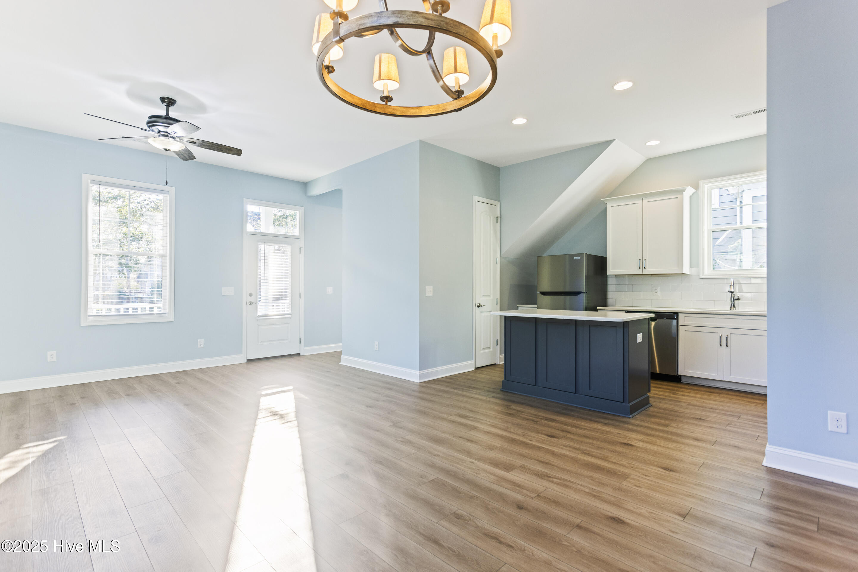 5012 Walton Street Property Photo 17