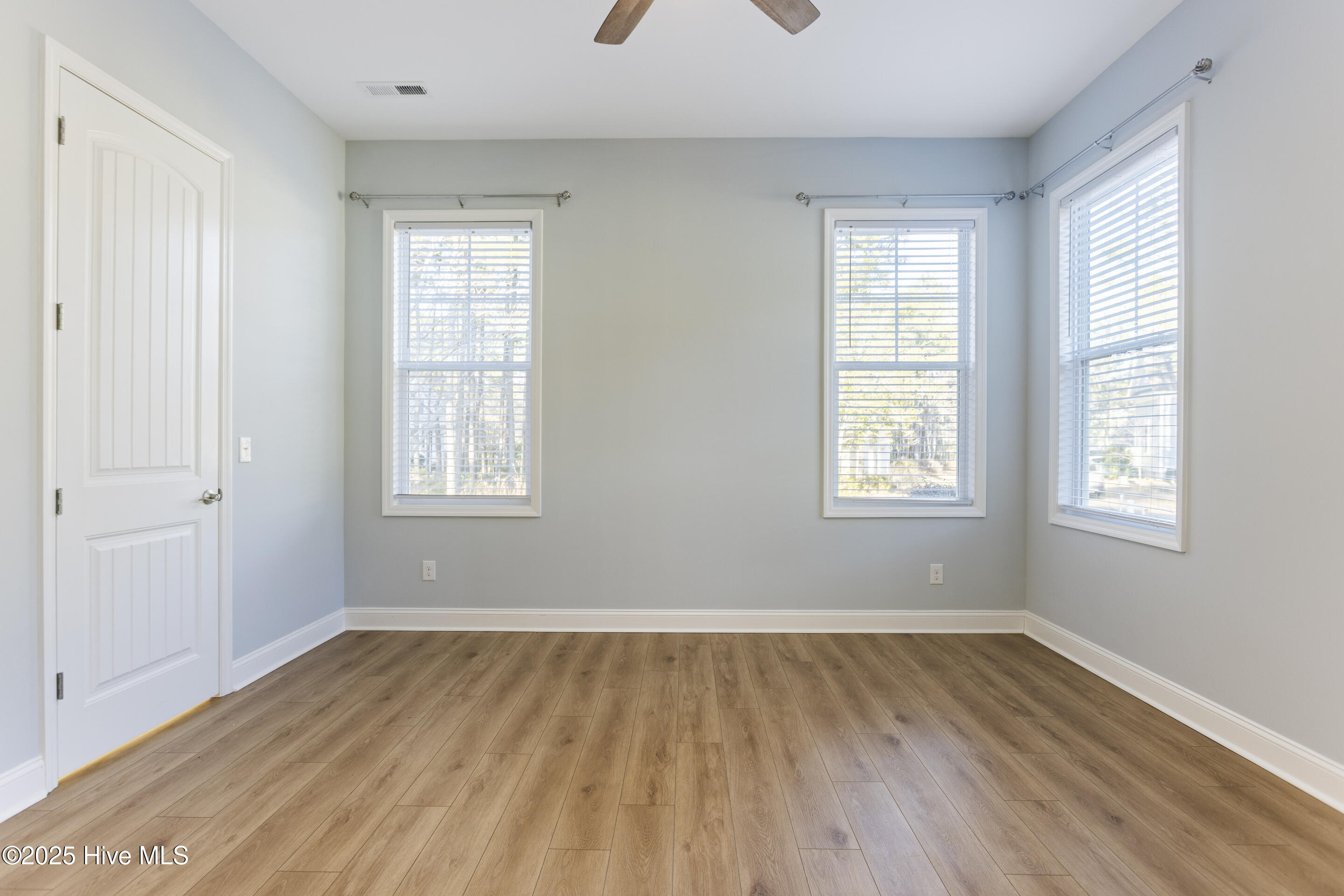 5012 Walton Street Property Photo 18