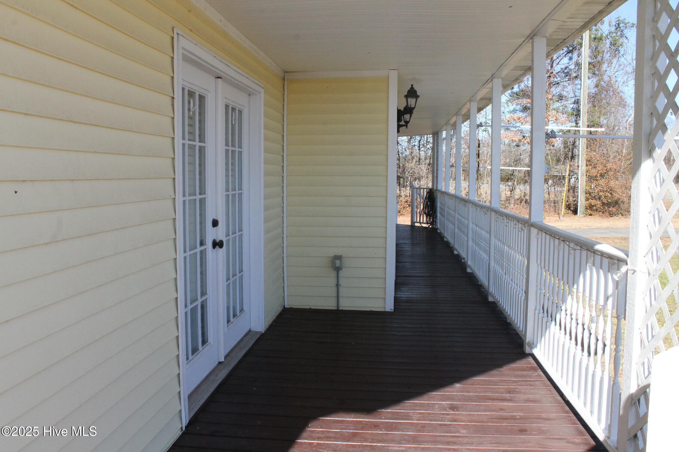 664 Sam Potts Highway Property Photo 8