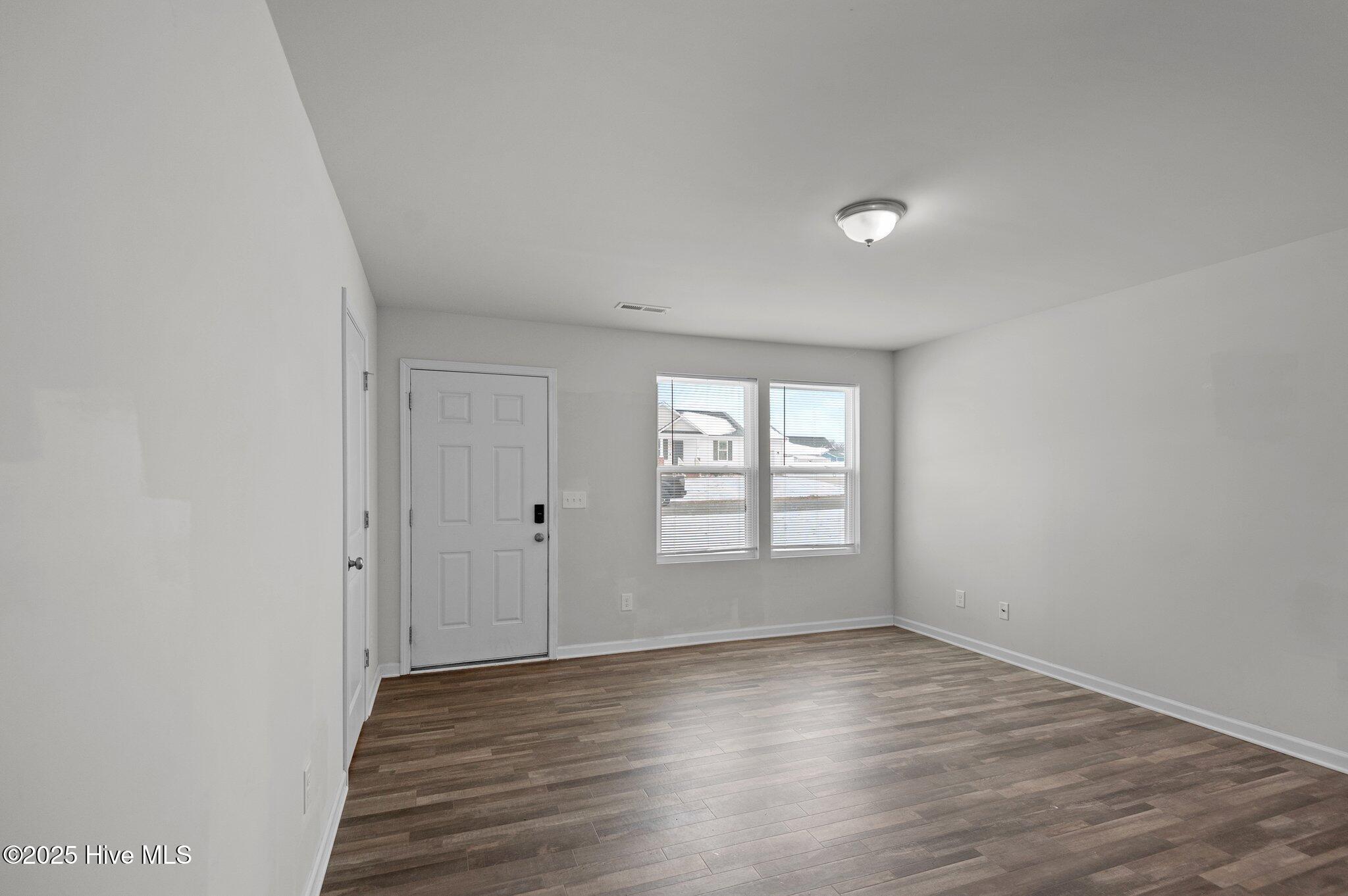 135 Chase Drive Property Photo 8