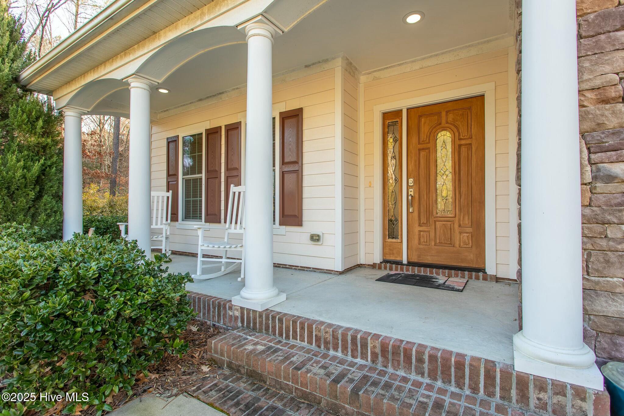 130 Standard Bred Way Property Photo 5