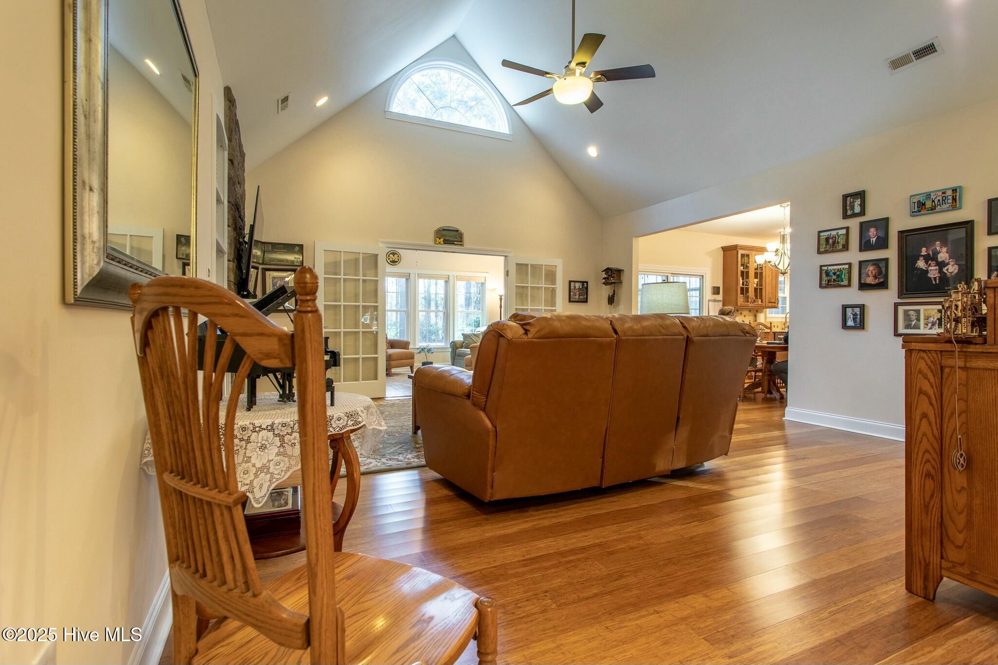 130 Standard Bred Way Property Photo 13