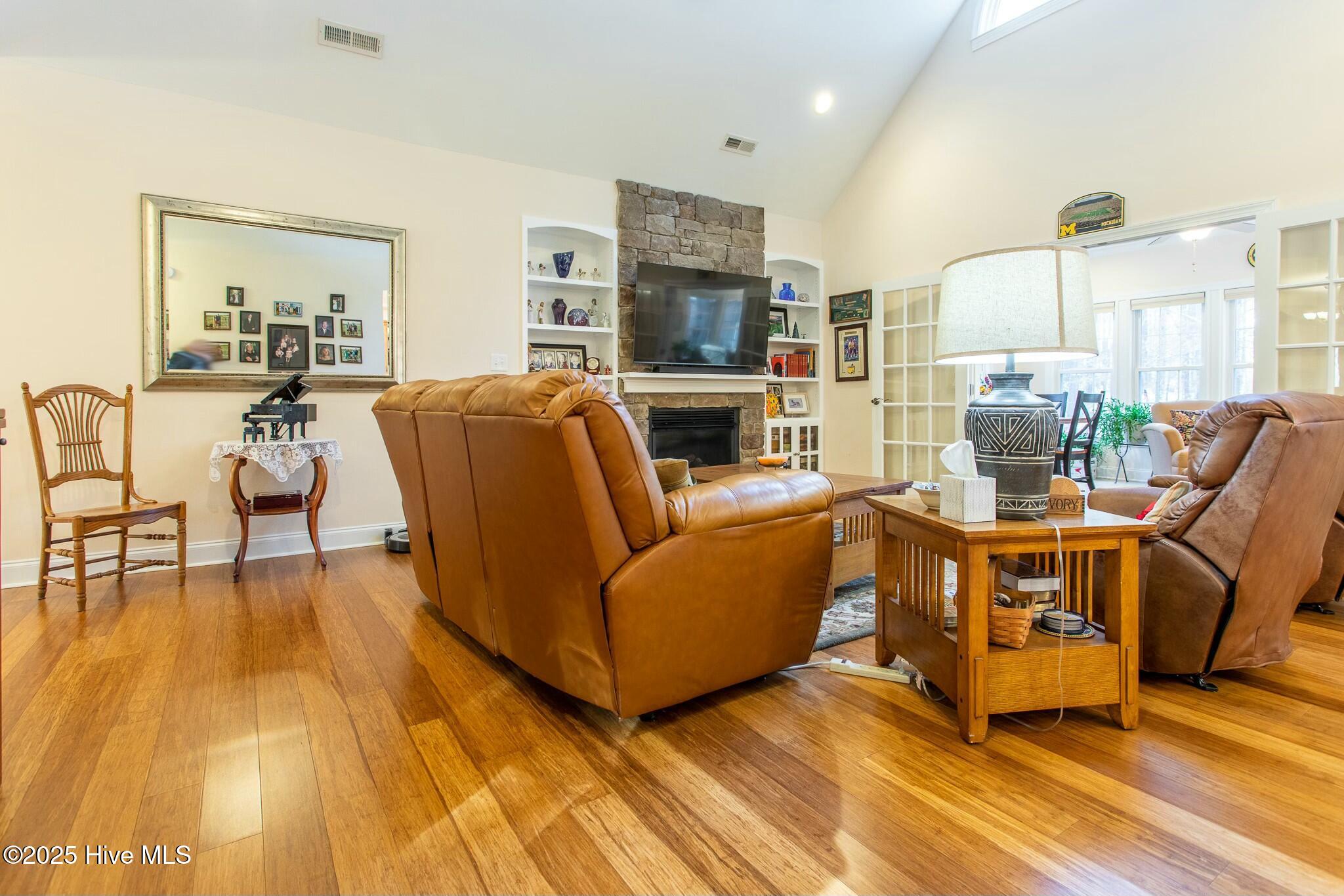 130 Standard Bred Way Property Photo 14