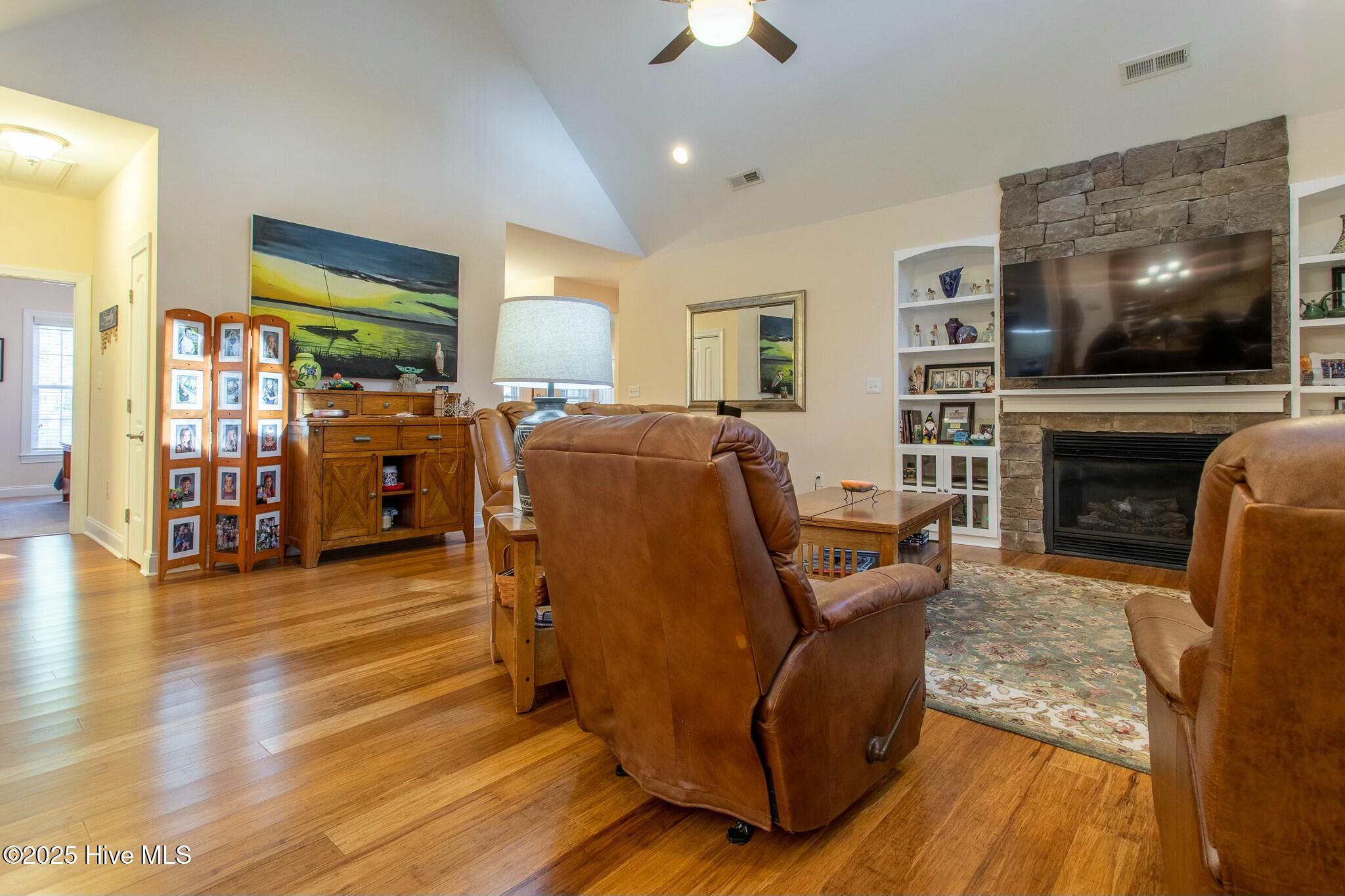 130 Standard Bred Way Property Photo 16