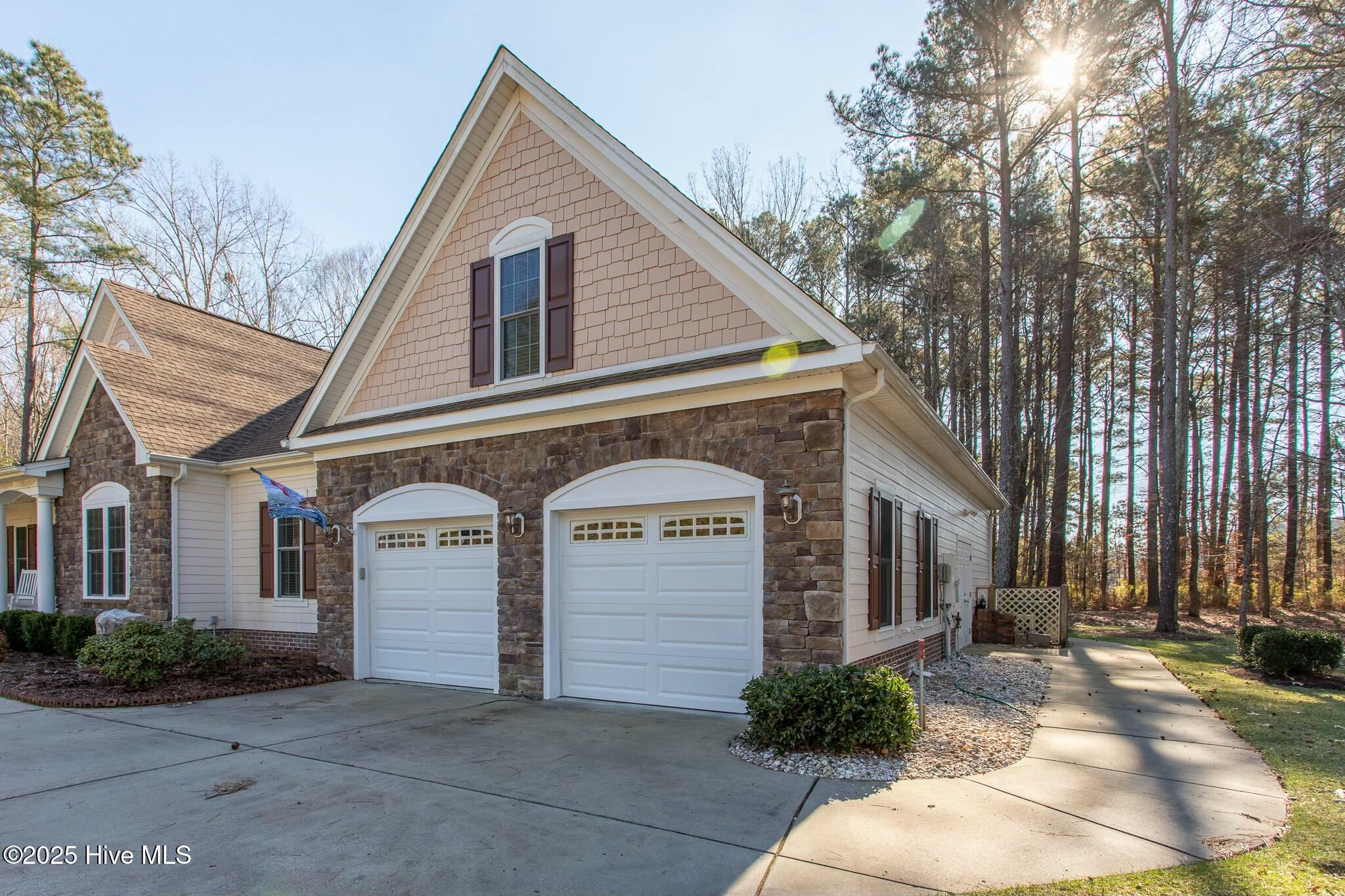130 Standard Bred Way Property Photo 63